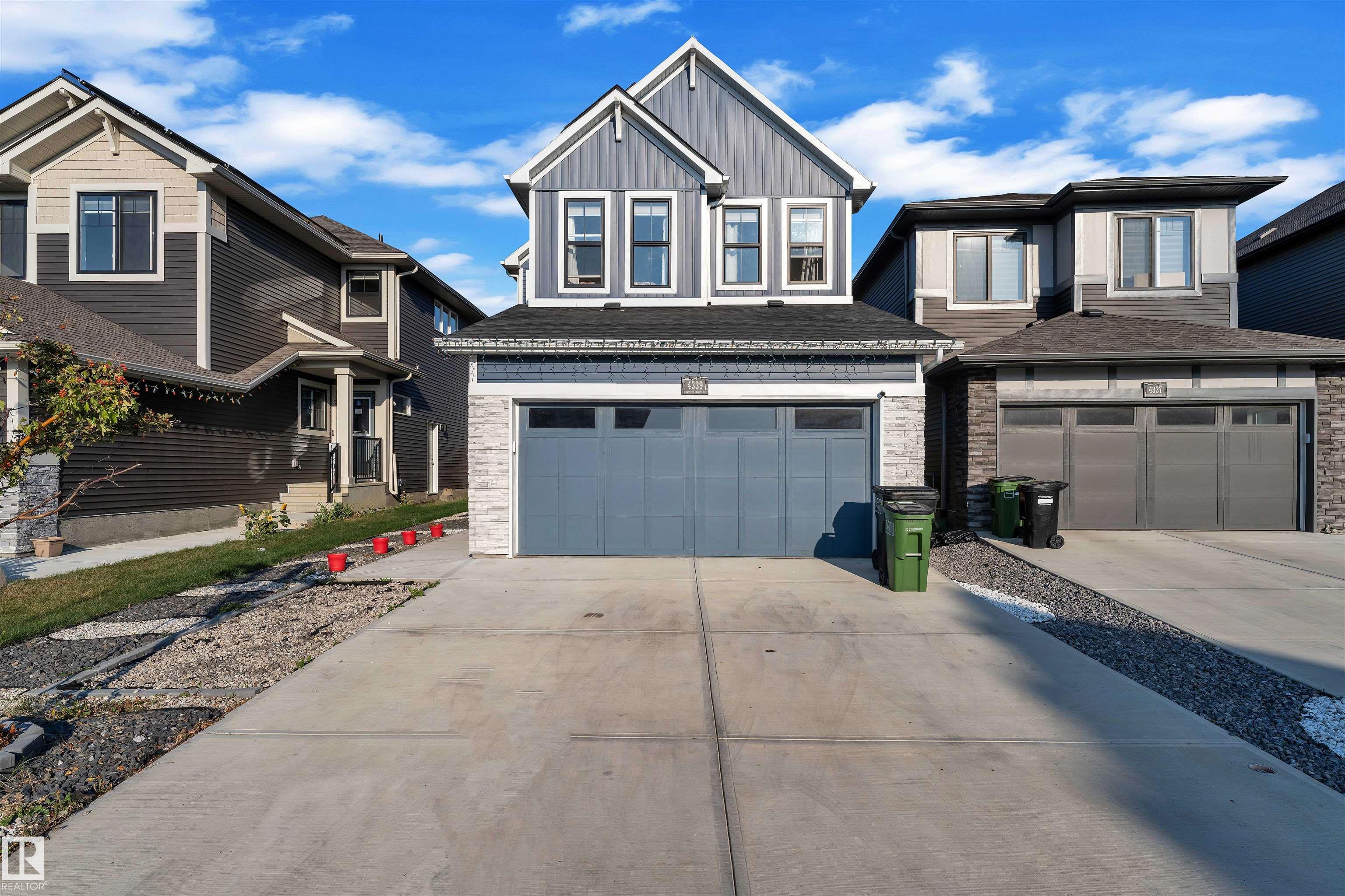 4339 Hawthorn Ld Lndg SW, Edmonton, AB T6X 3A1