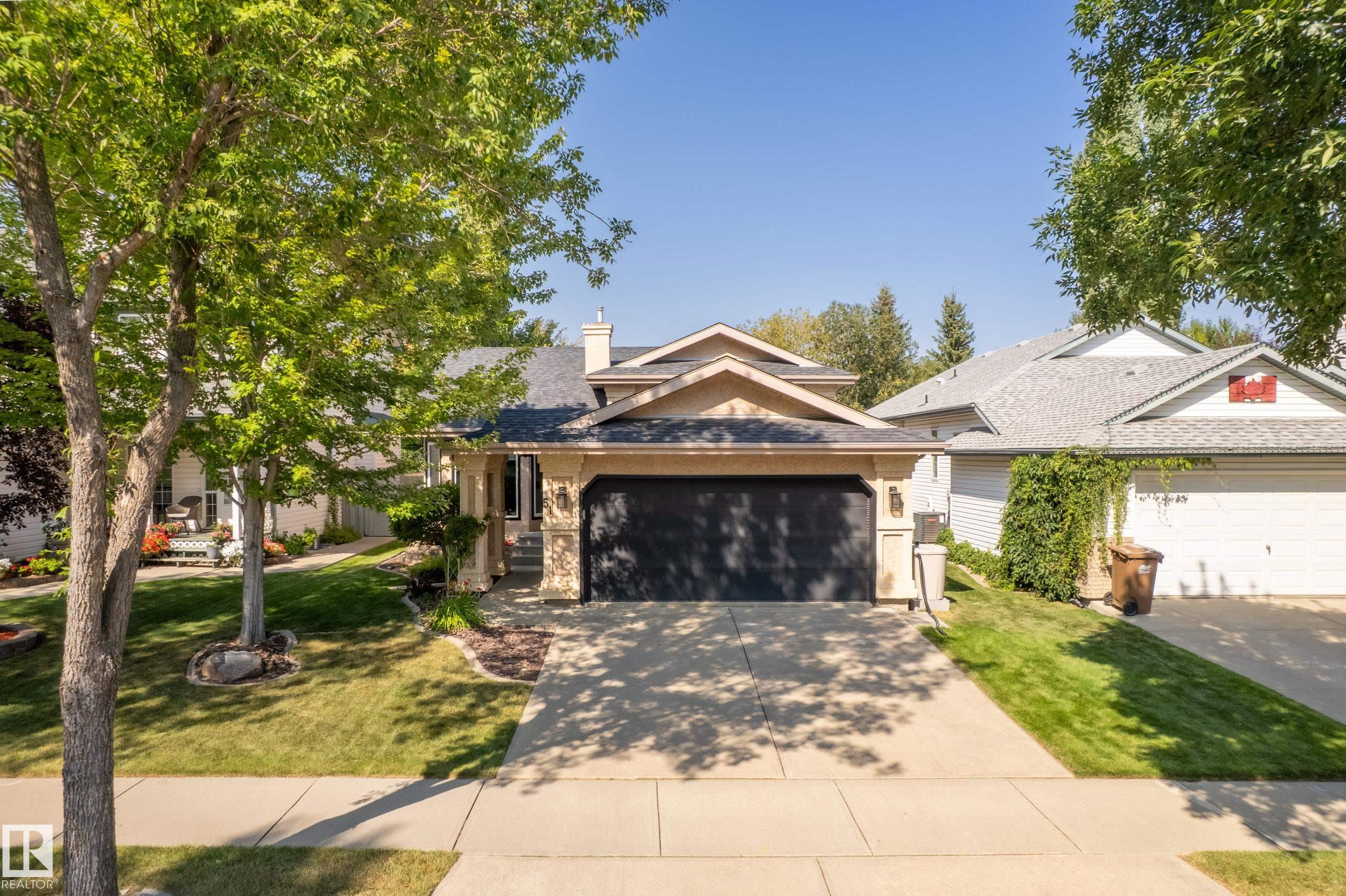 51 Oakpark Cr Cres, St. Albert, AB T8N 6M4