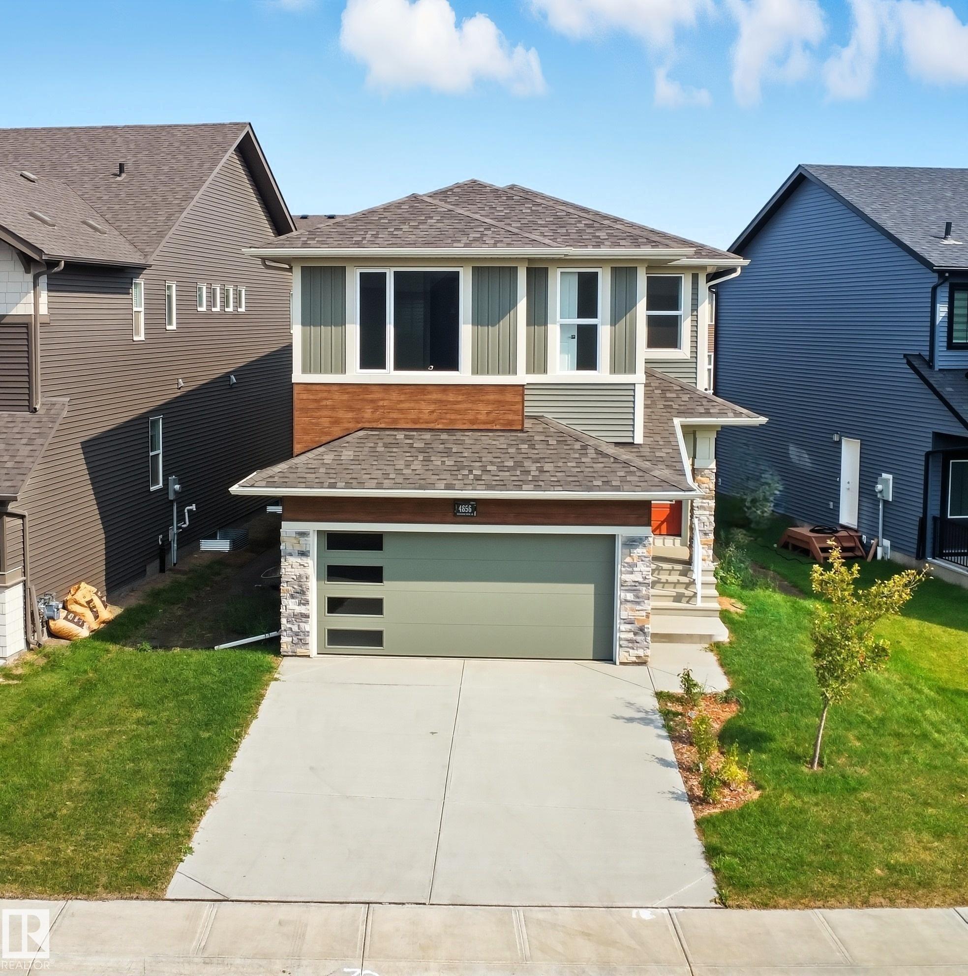 4856 Hawthron Bn Bnd SW, Edmonton, AB T6X 3A9