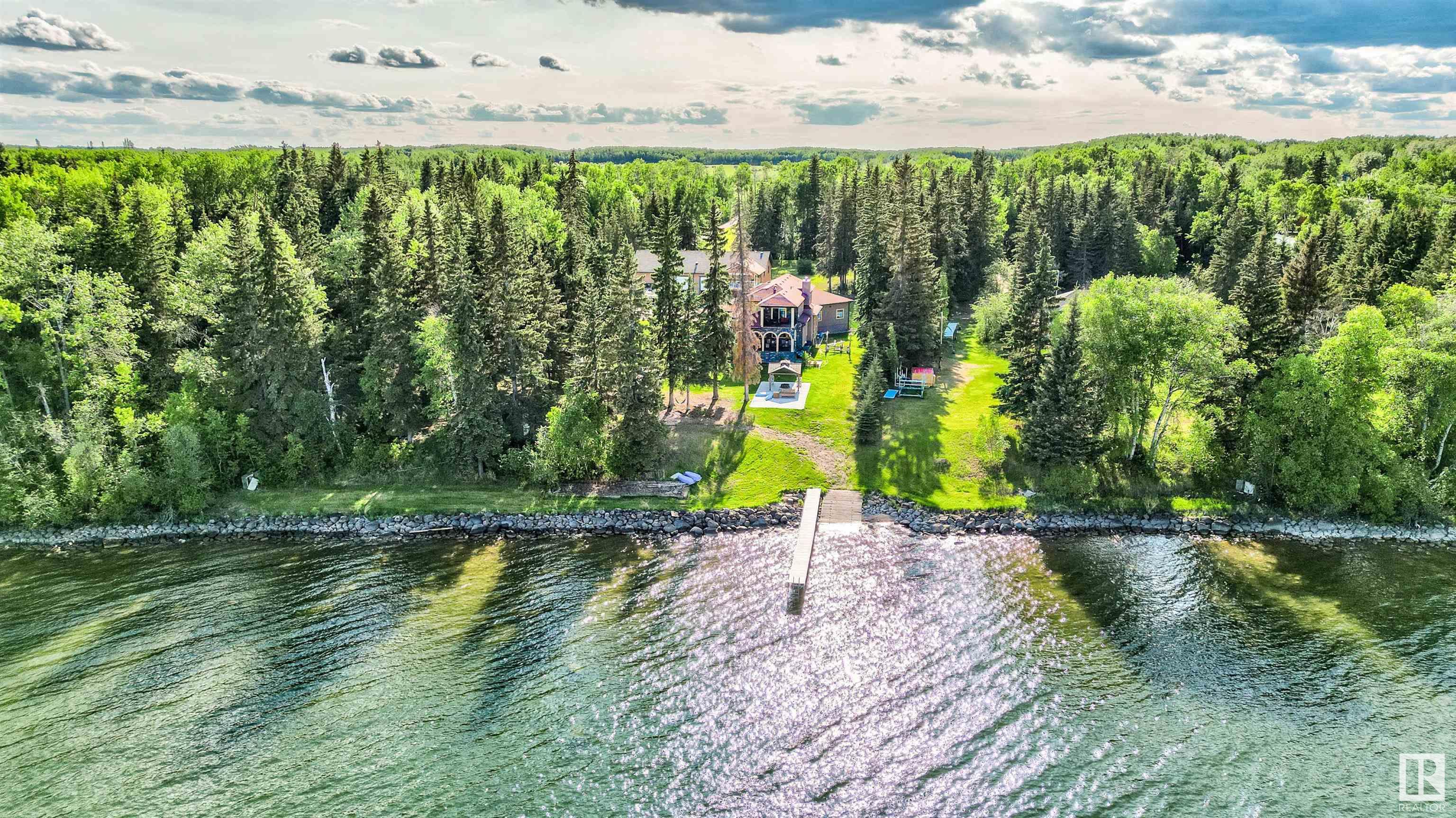 28 St Unit 2202 St, Cold Lake, AB T9M 1G2