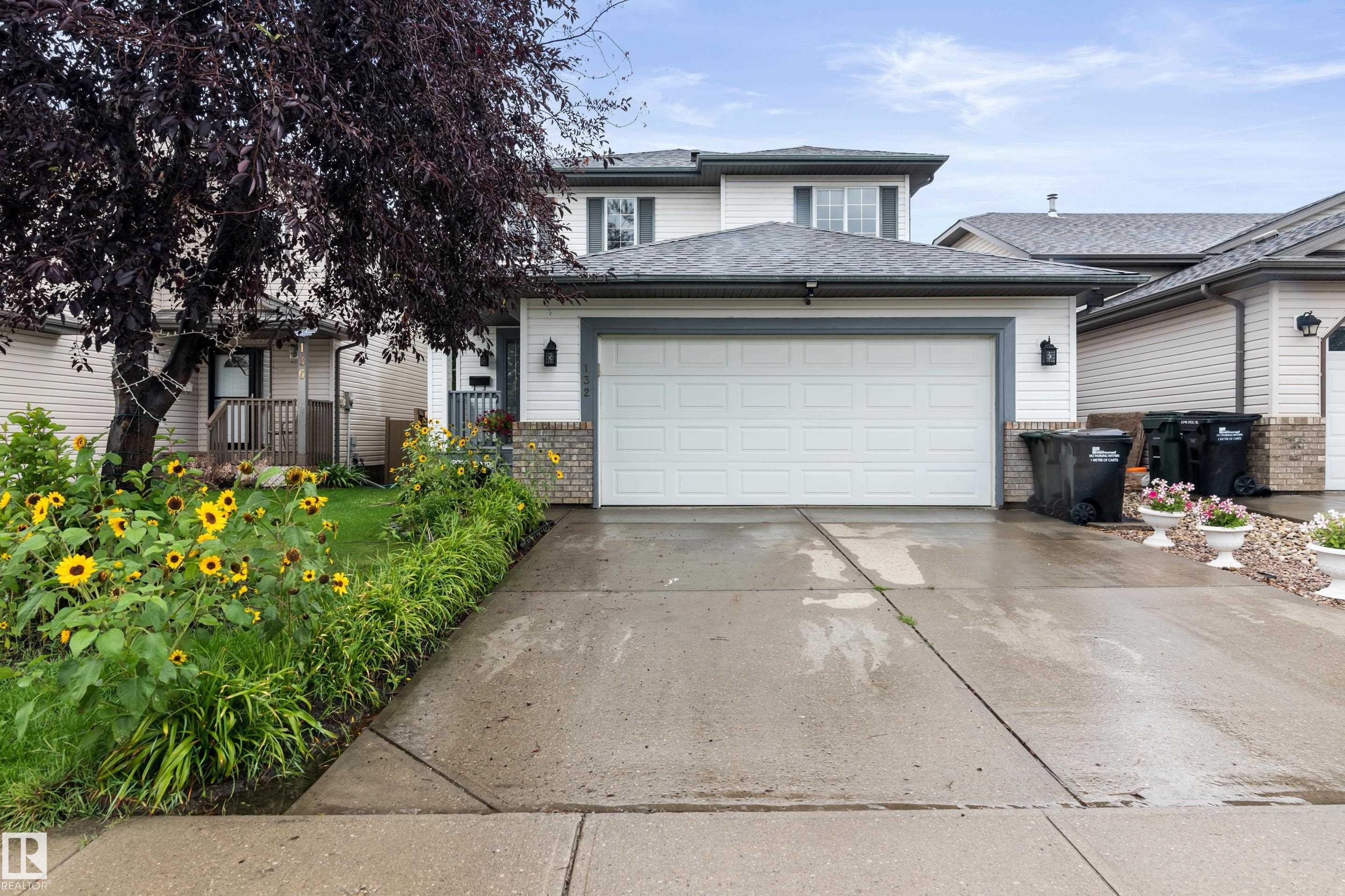 132 Foxboro Tc Ter, Sherwood Park, AB T8A 6C8
