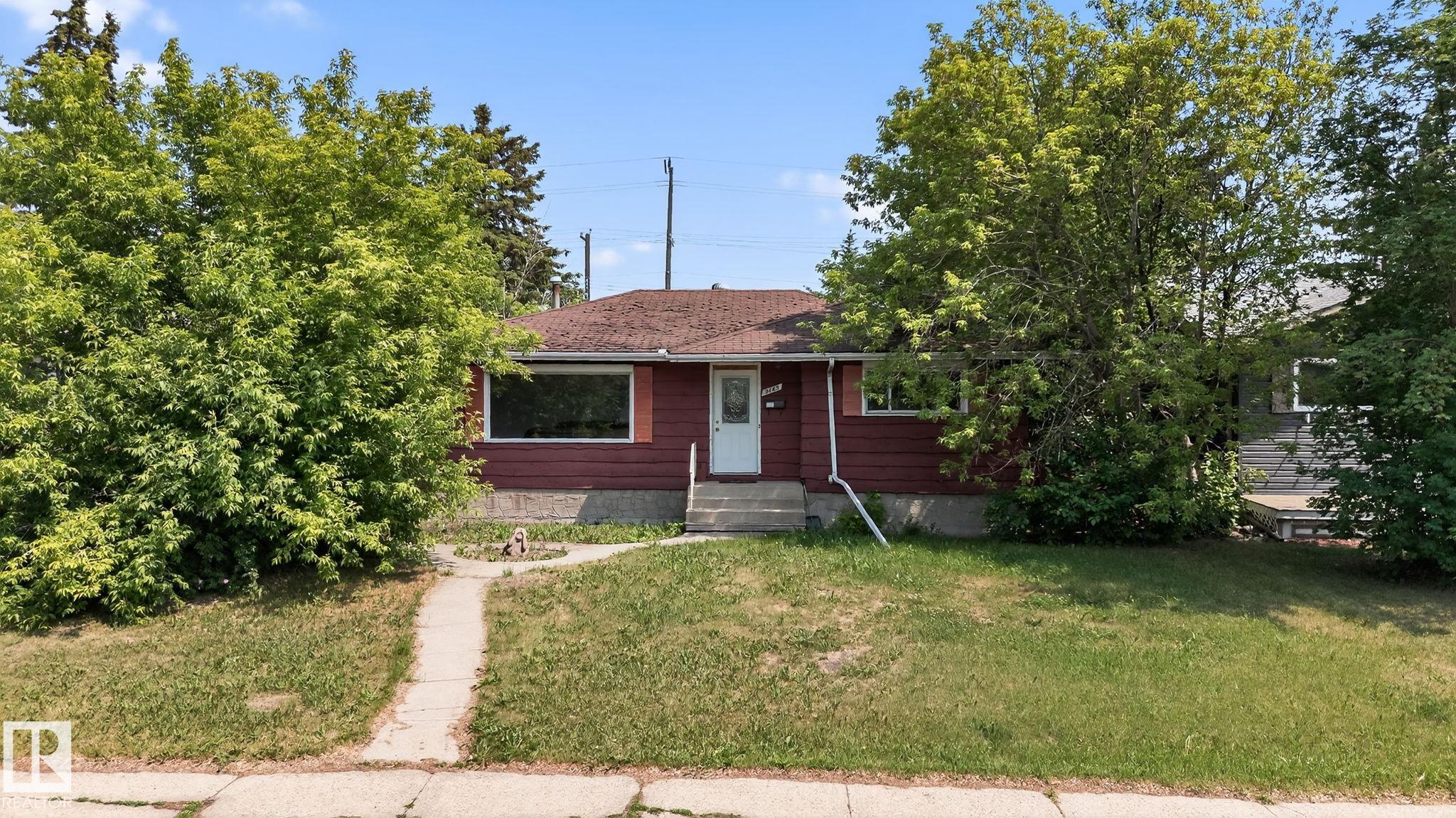 52 St Nw Unit 9603 St, Edmonton, AB T6B 1G8