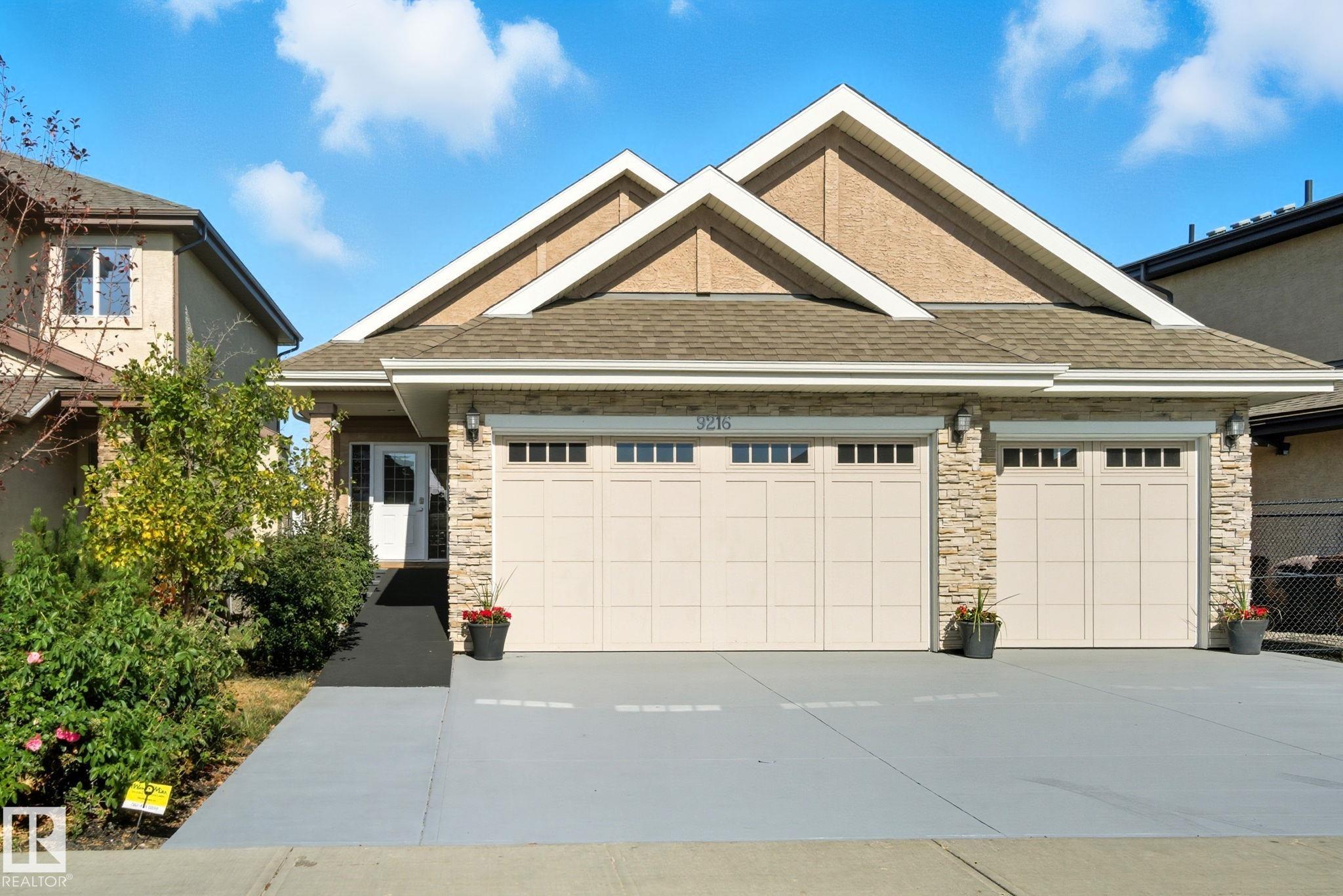 181 Av Nw Unit 9216 Ave, Edmonton, AB T5Z 0K1