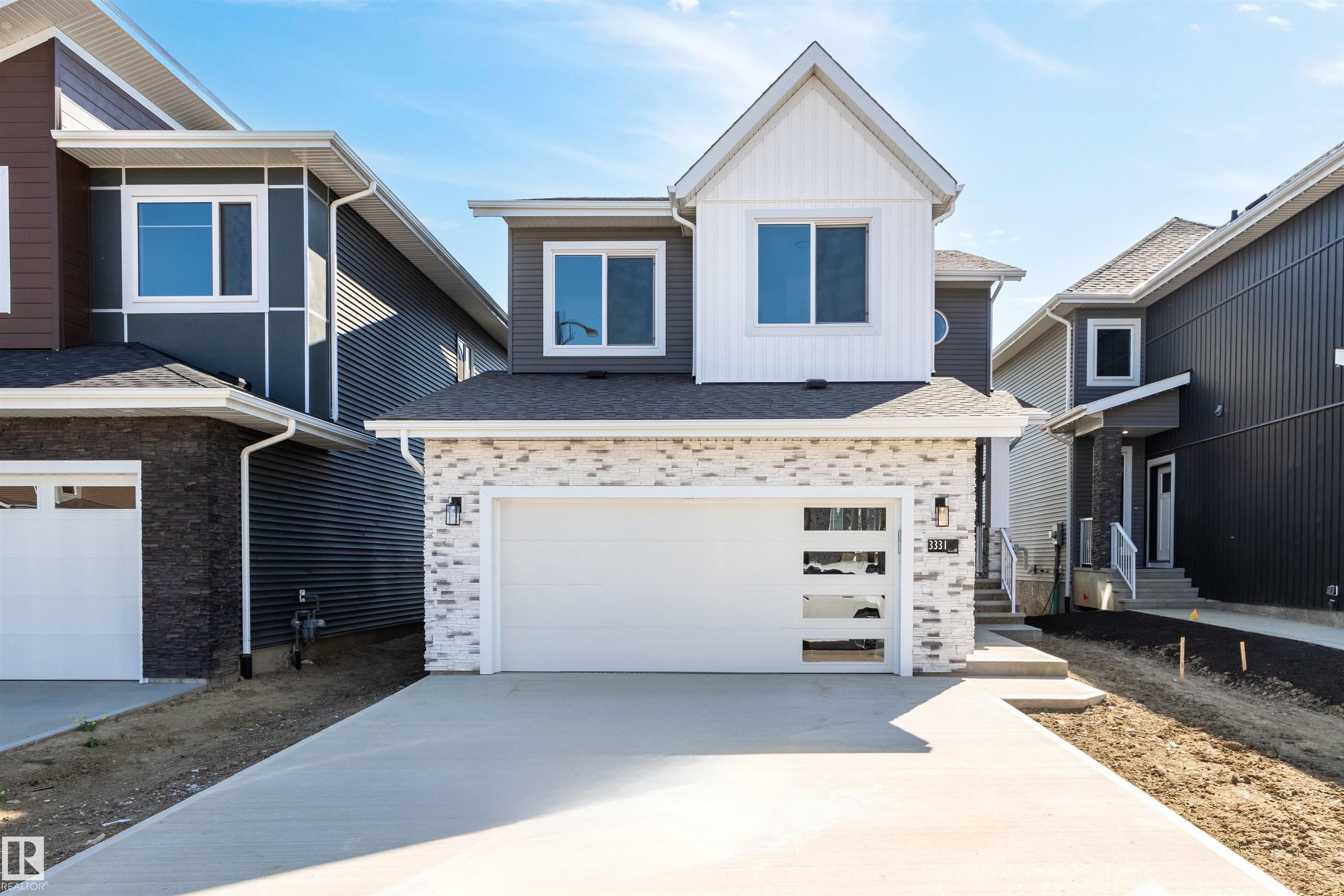 3331 Chickadee Dr NW, Edmonton, AB T5V 1R5