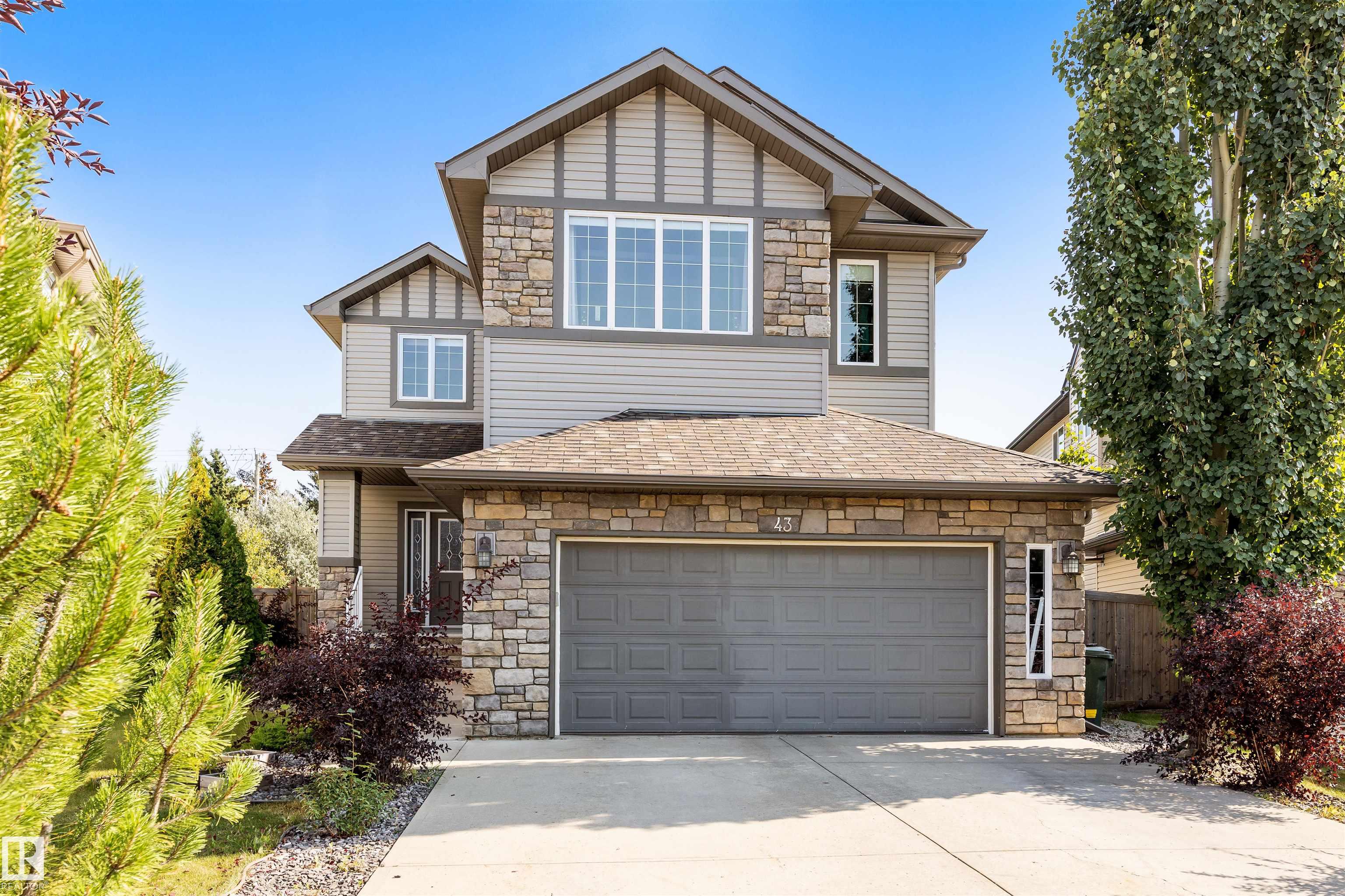 43 Avonlea Co Ct, Spruce Grove, AB T7X 4R5