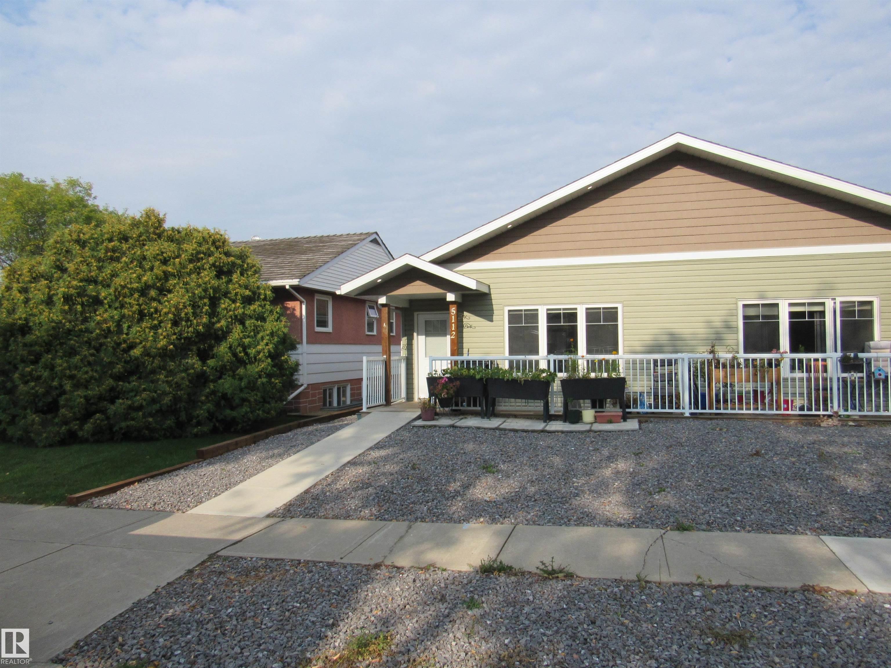 5112 54 Street #a, Barrhead, AB T7N 1E7