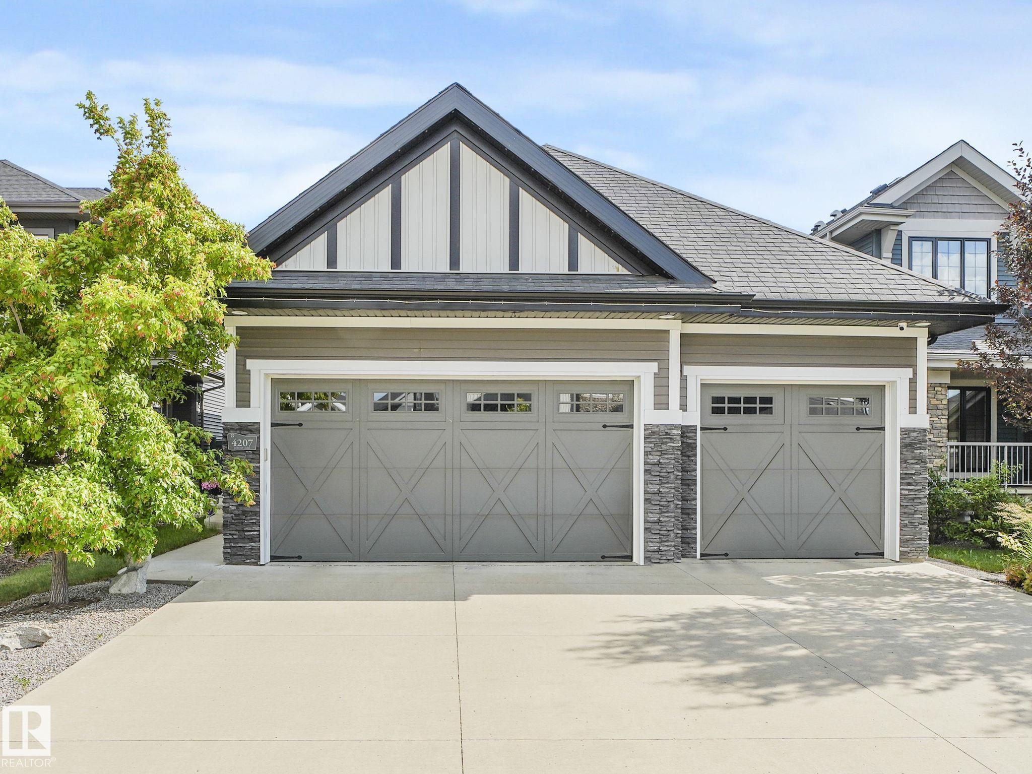 4207 Goresky Cl Close NW, Edmonton, AB T5T 4V2