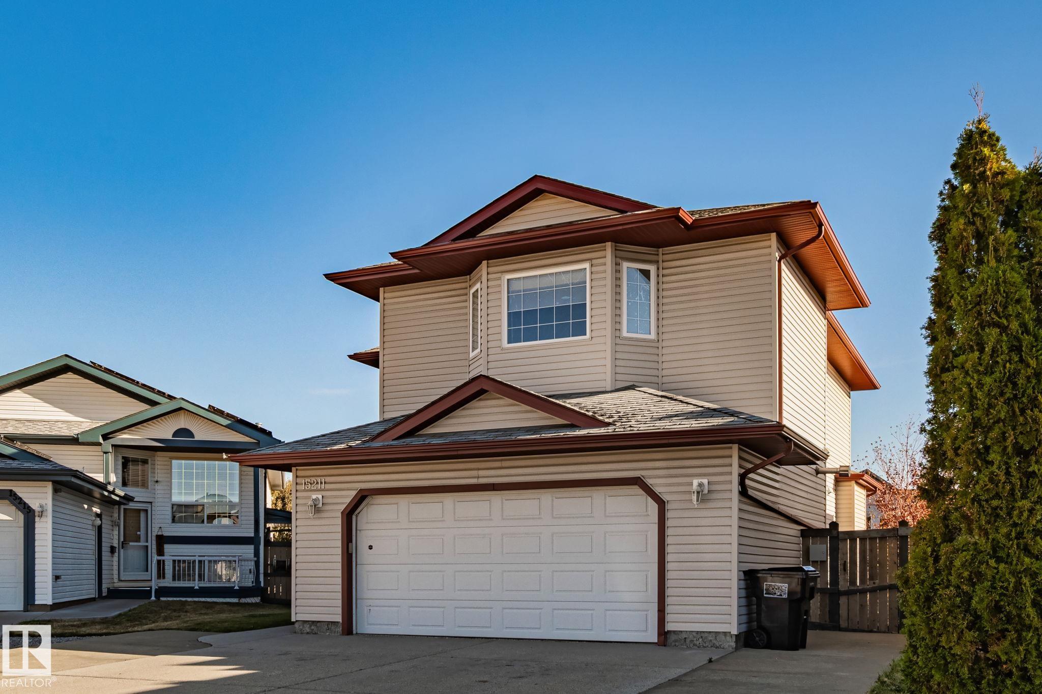 44 St Nw Unit 15211 St, Edmonton, AB T5Y 3C4