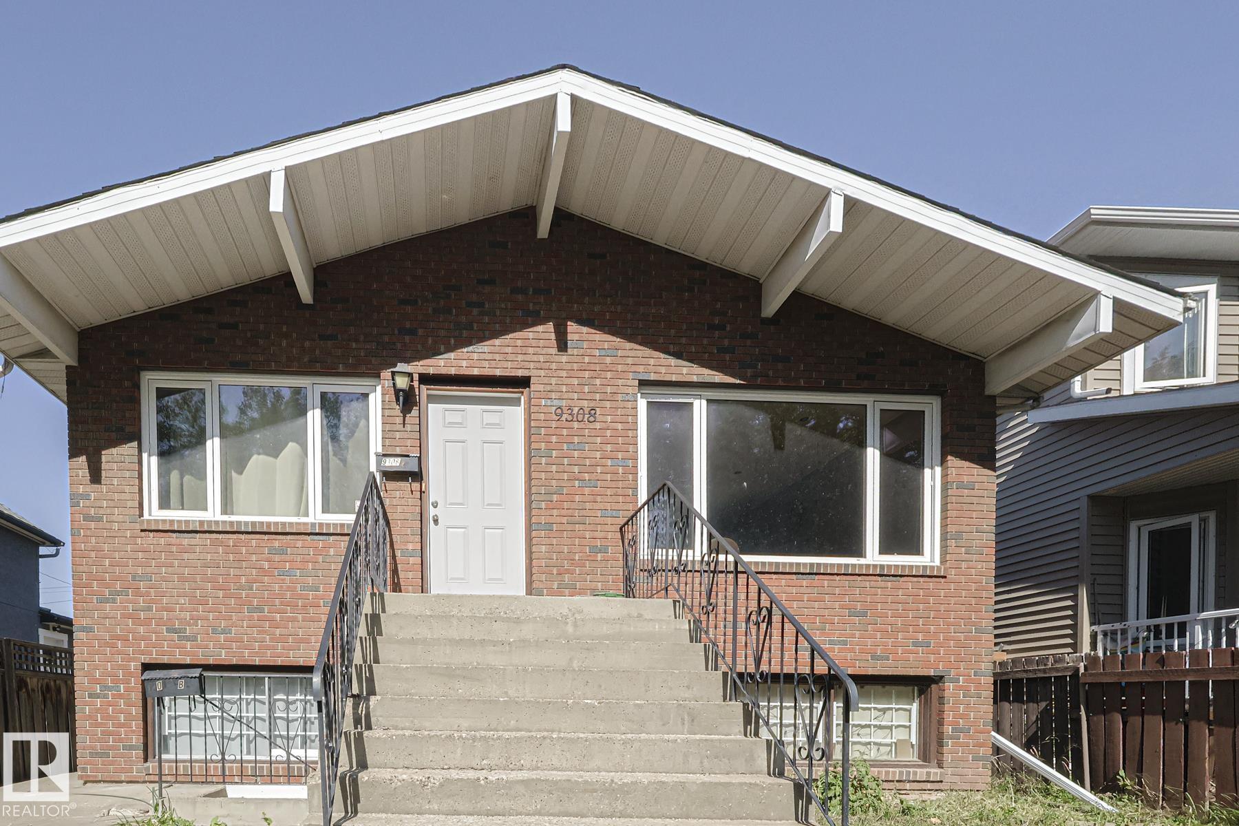 9308 9308b 109a Ave NW #a, Edmonton, AB T5H 1E8