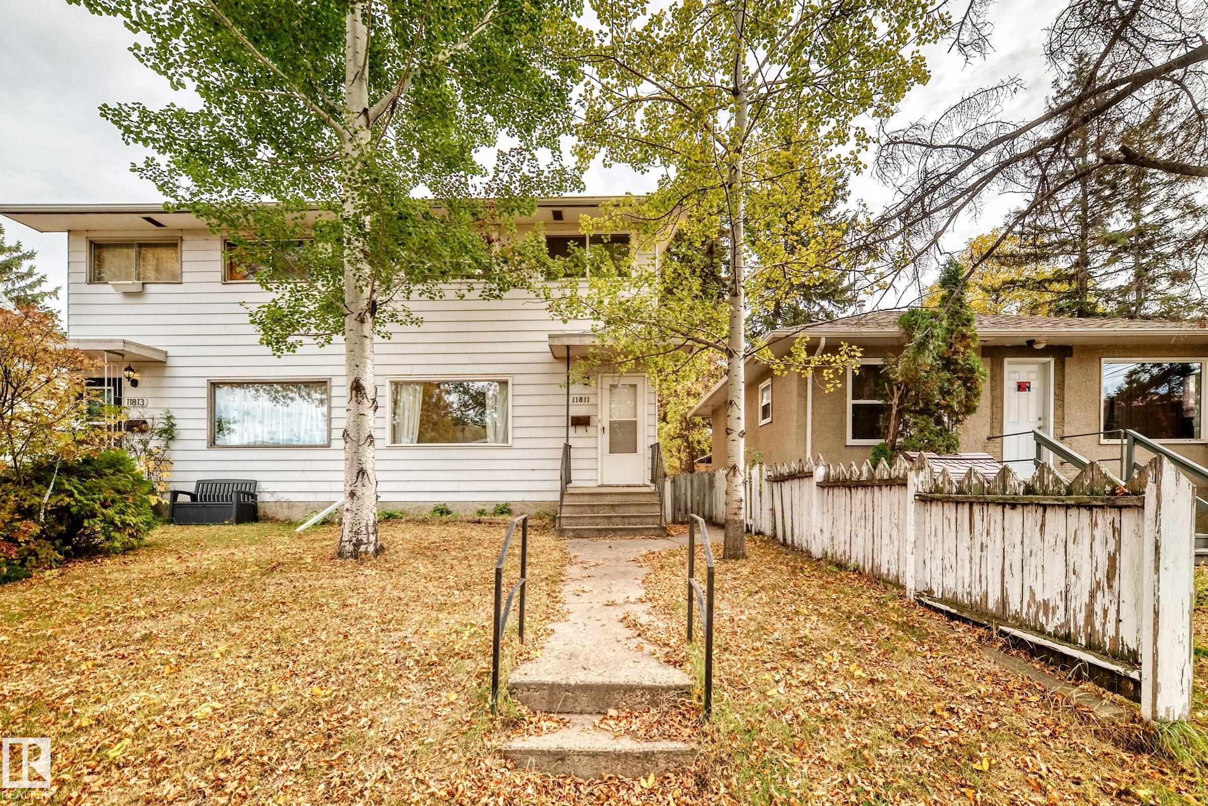 44 St Nw Unit 11811 St, Edmonton, AB T5W 2S4