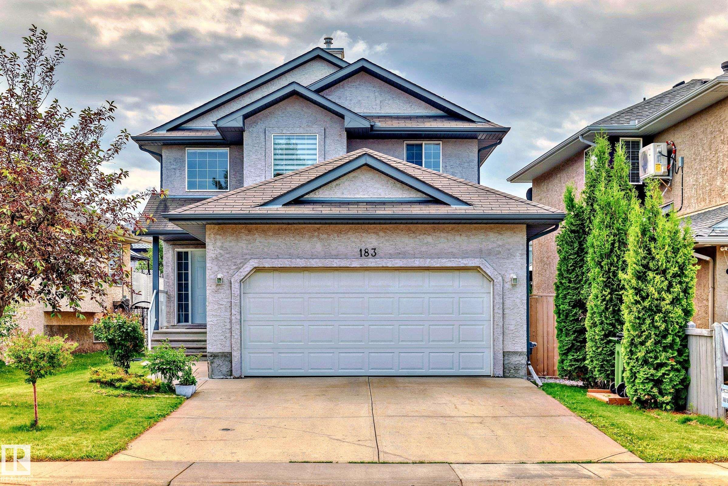 183 Castle Dr NW, Edmonton, AB T5X 6G4