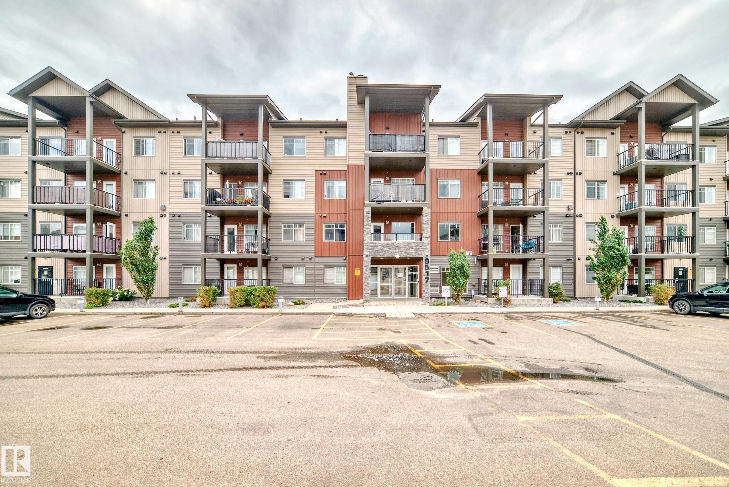 9517 160 Avenue Northwest #303, Edmonton, AB T5Z 0N1