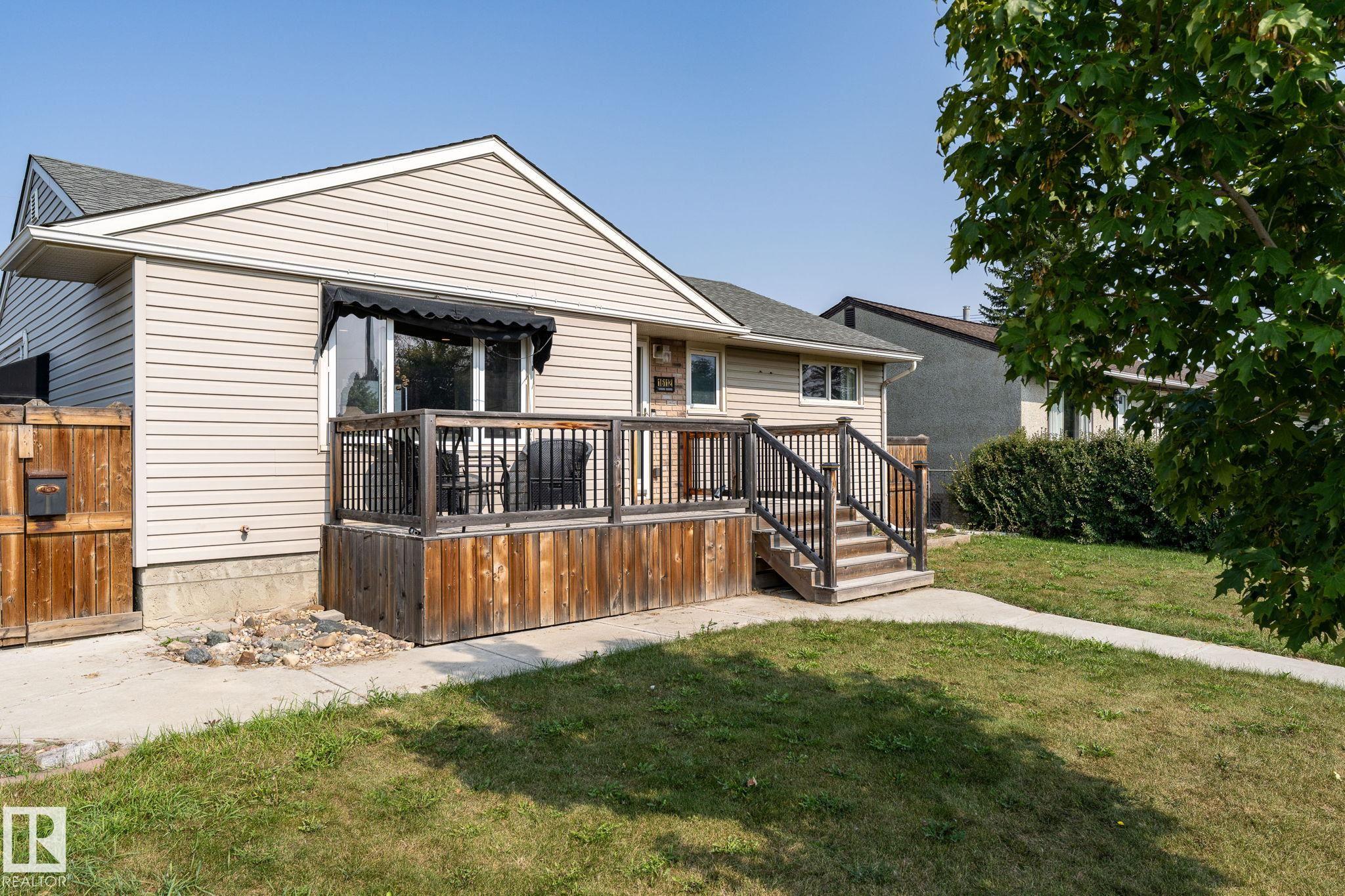 110 Av Nw Unit 16112 Ave #a, Edmonton, AB T5P 1J1