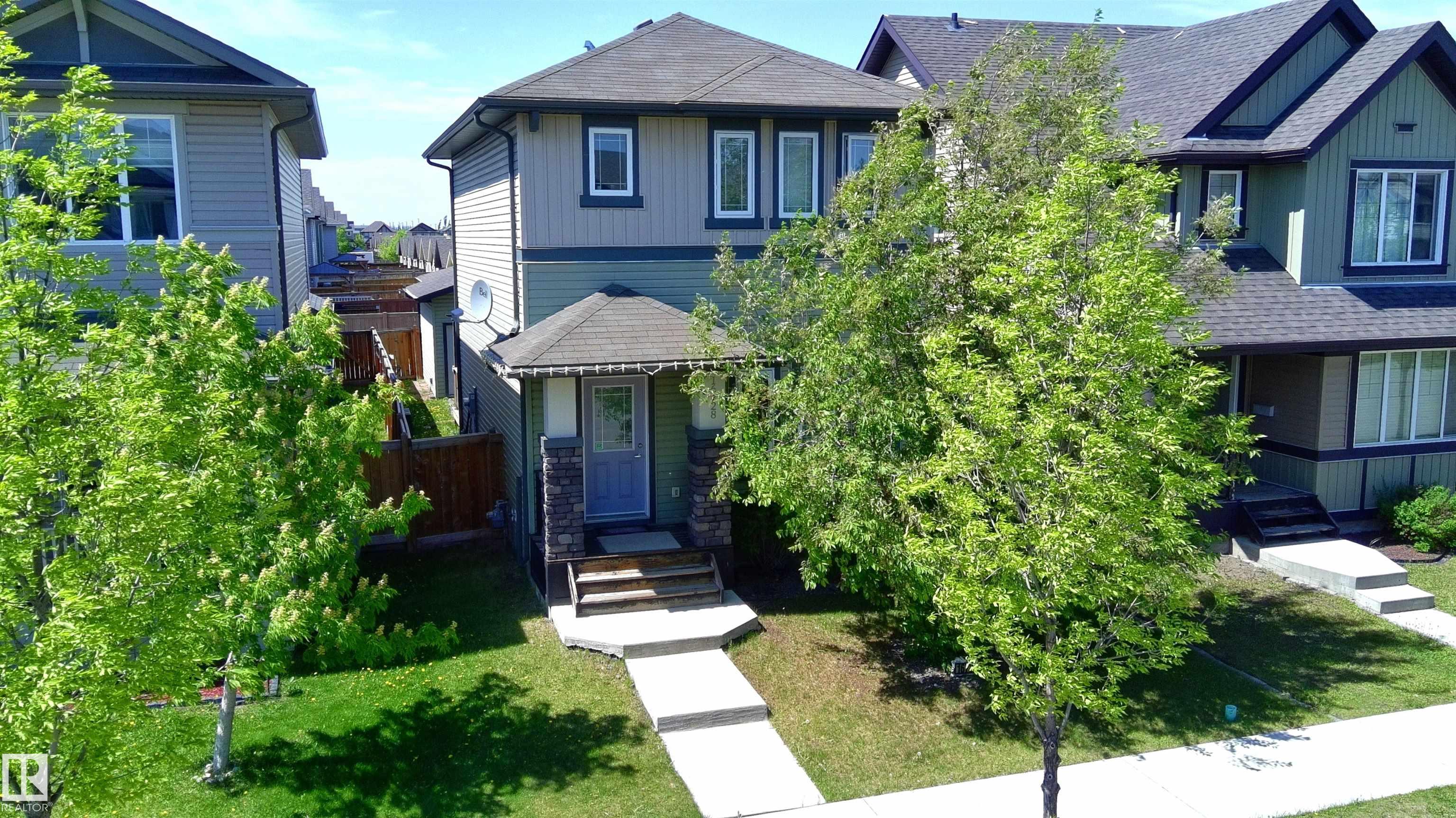120 St Nw Unit 16728 St, Edmonton, AB T5X 0G5