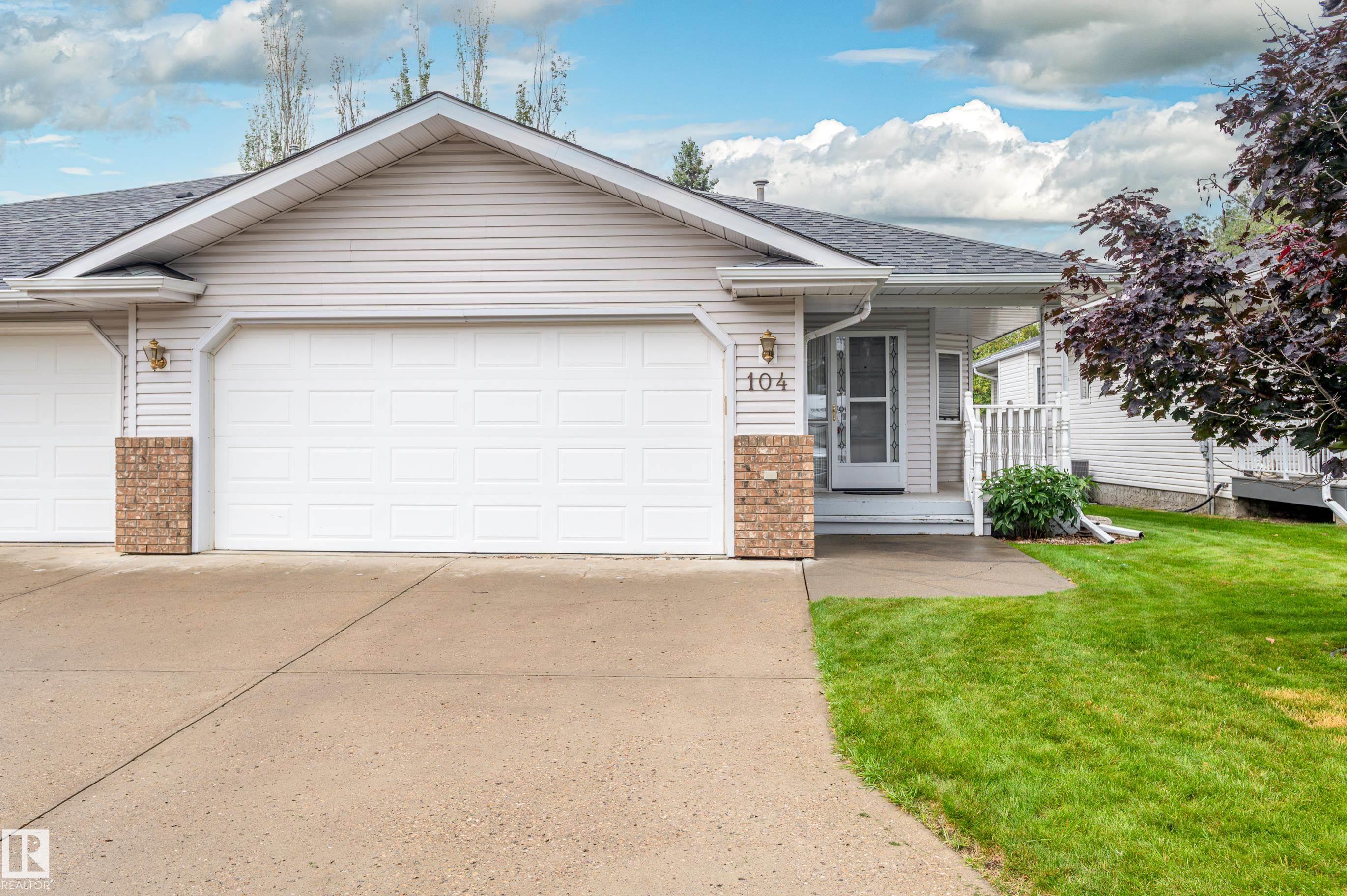 104 Lakeside Pl, Leduc, AB T9E 6P3