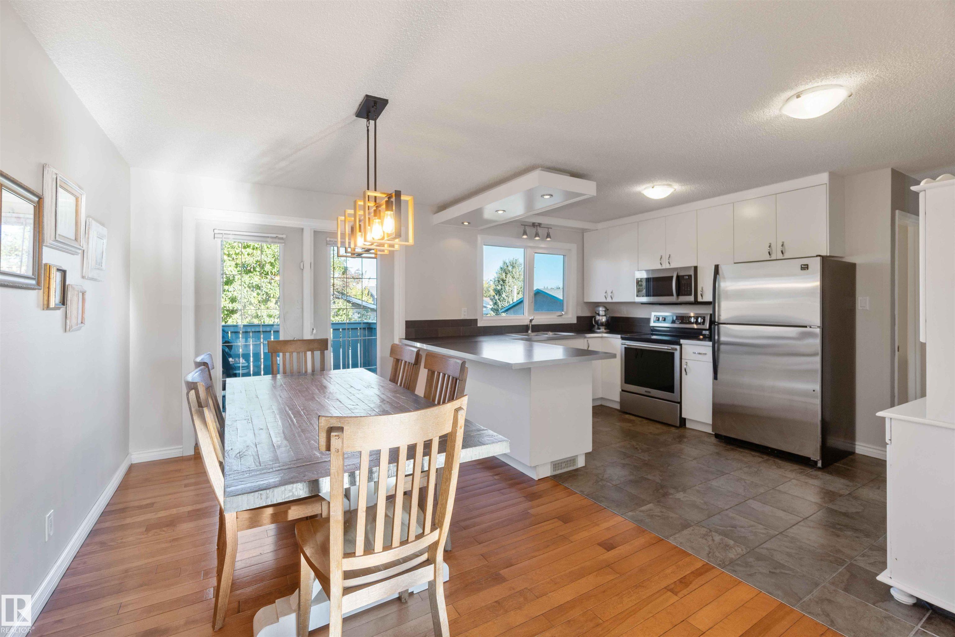 43 Av Nw Unit 8508 Ave, Edmonton, AB T6K 1B1