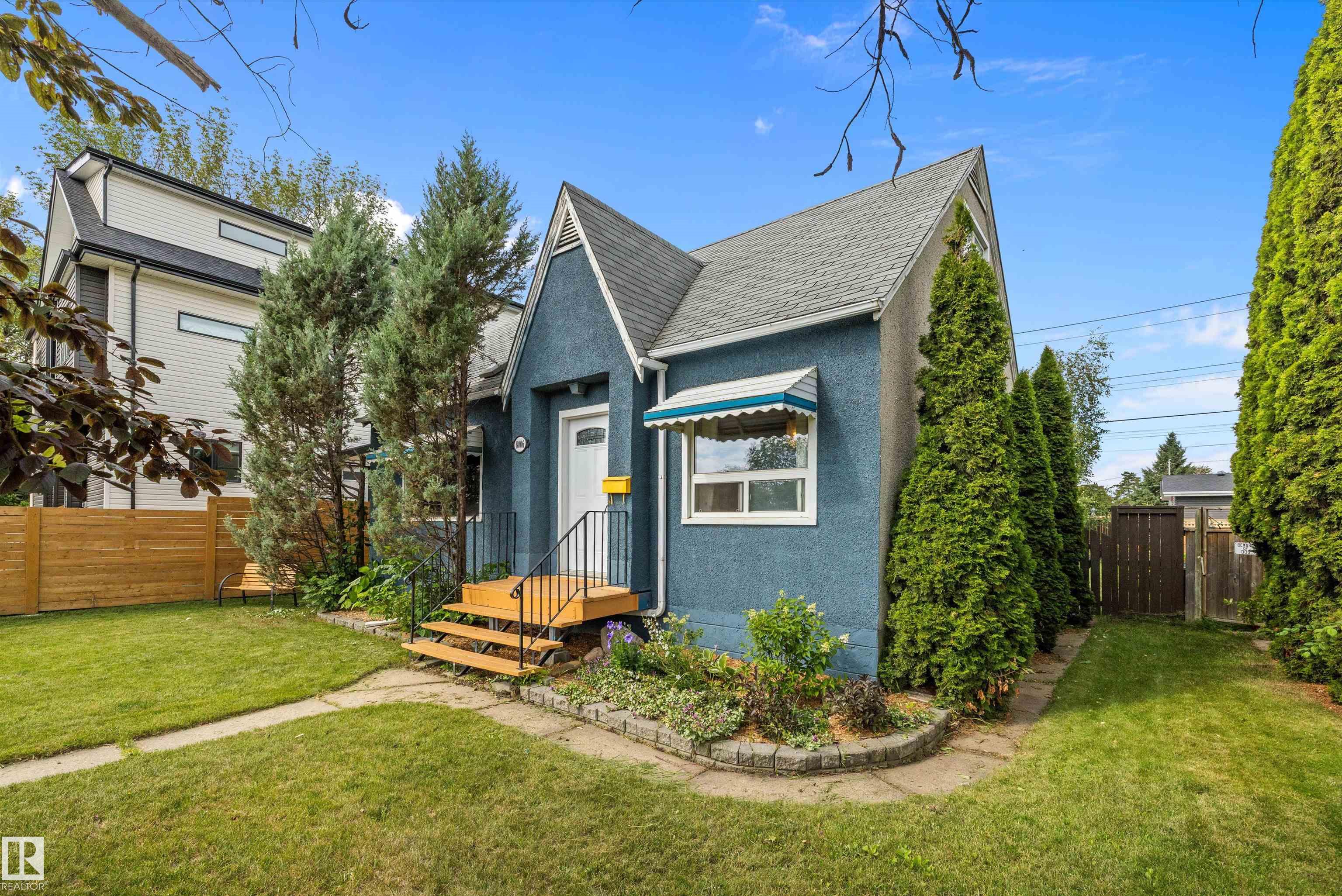 75 St Nw Unit 8006 St, Edmonton, AB T6C 2G7