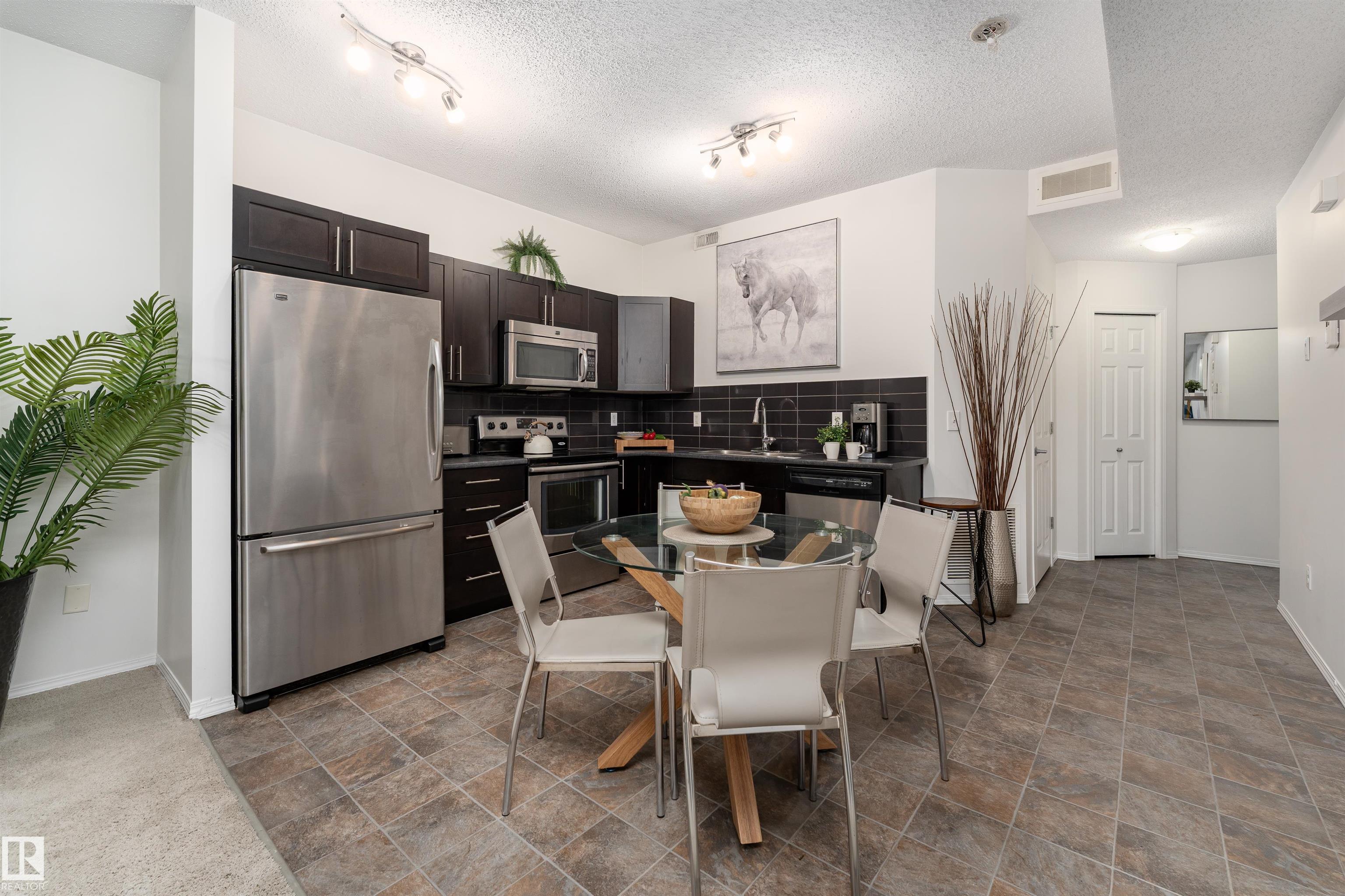 6520 2 Avenue Southwest #unit 22, Edmonton, AB T6X 1S4