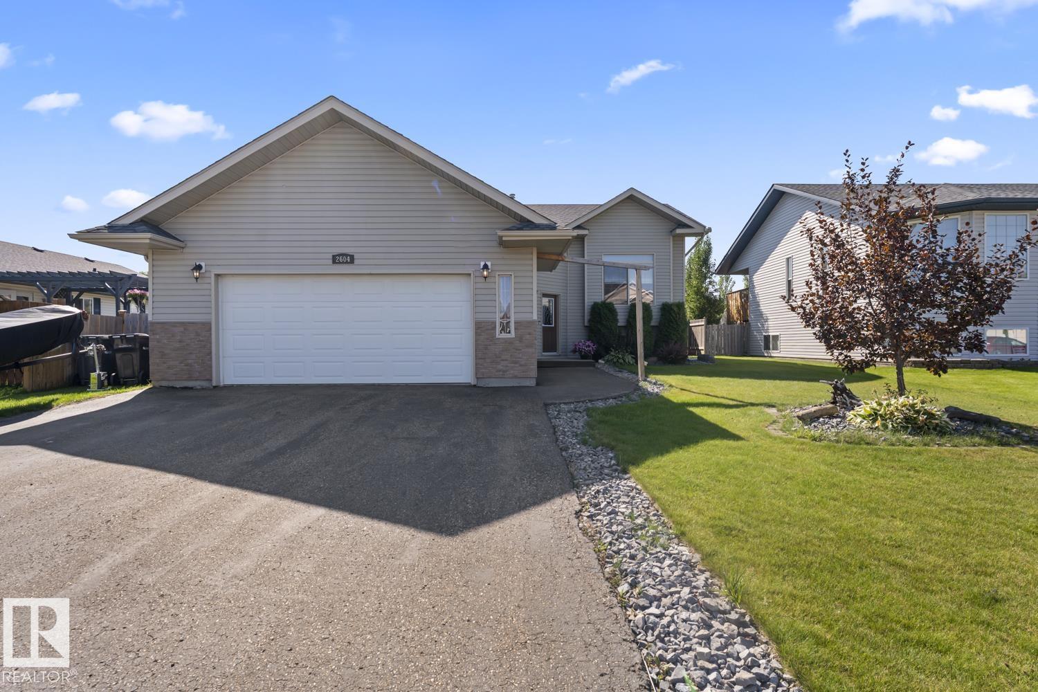 6 Av Unit 2604 Ave #a, Cold Lake, AB T9M 2C7