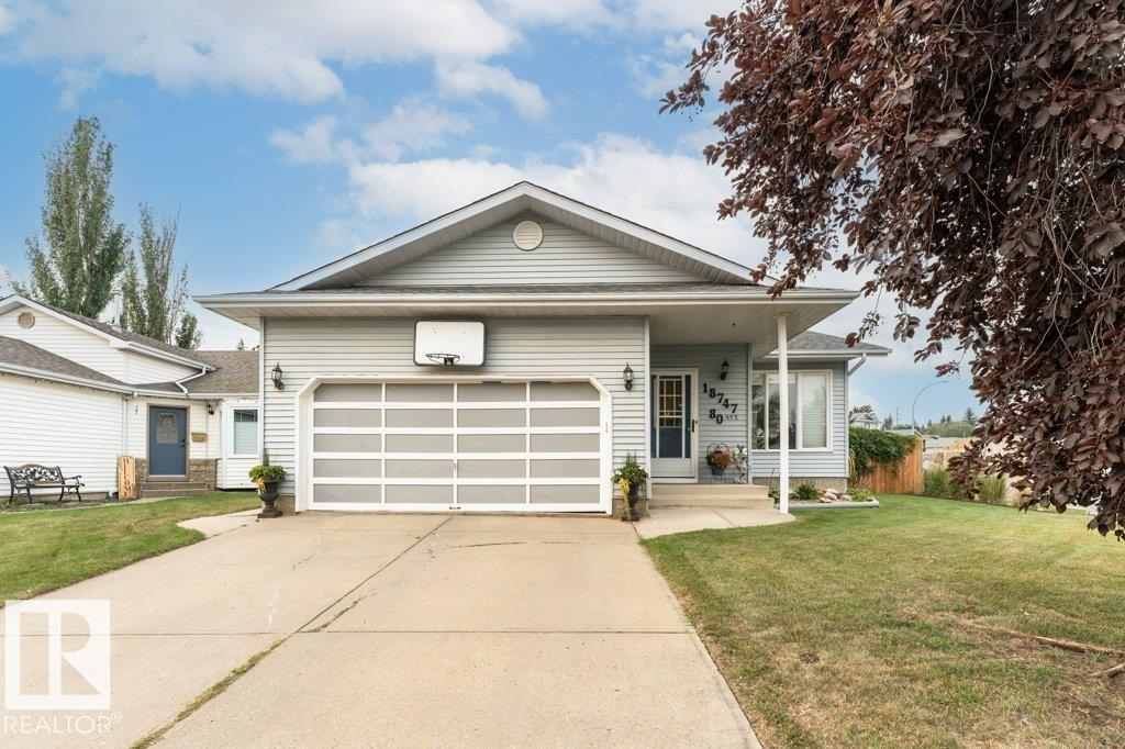 80 Av Nw Unit 18747 Ave, Edmonton, AB T5T 5B5