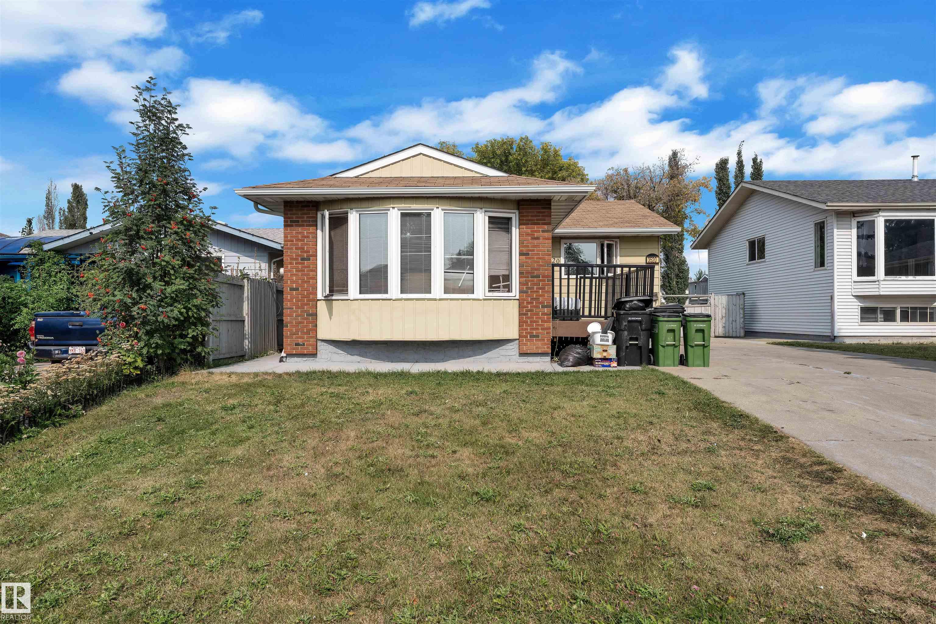 19 Av Nw Unit 3520 Ave, Edmonton, AB T6L 2Z9