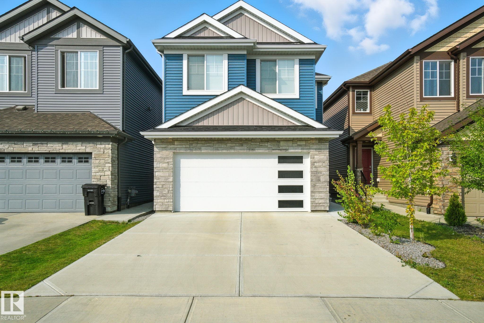 23 Av Sw Unit 5234 Ave, Edmonton, AB T6L 6Y7