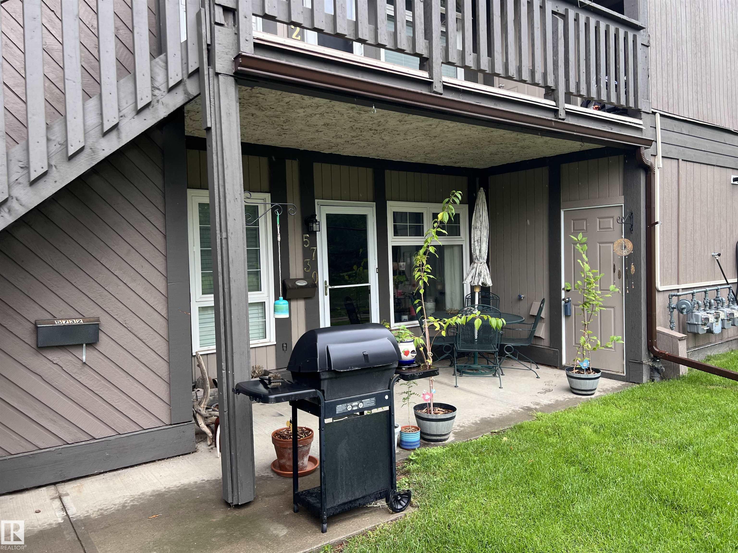 172 St Nw Unit 5730 St, Edmonton, AB T6M 1B4