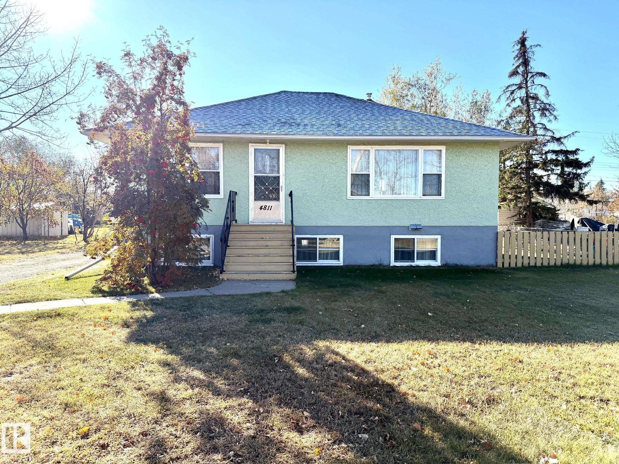51 Av Unit 4811 Ave, Lamont, AB T0B 2R0