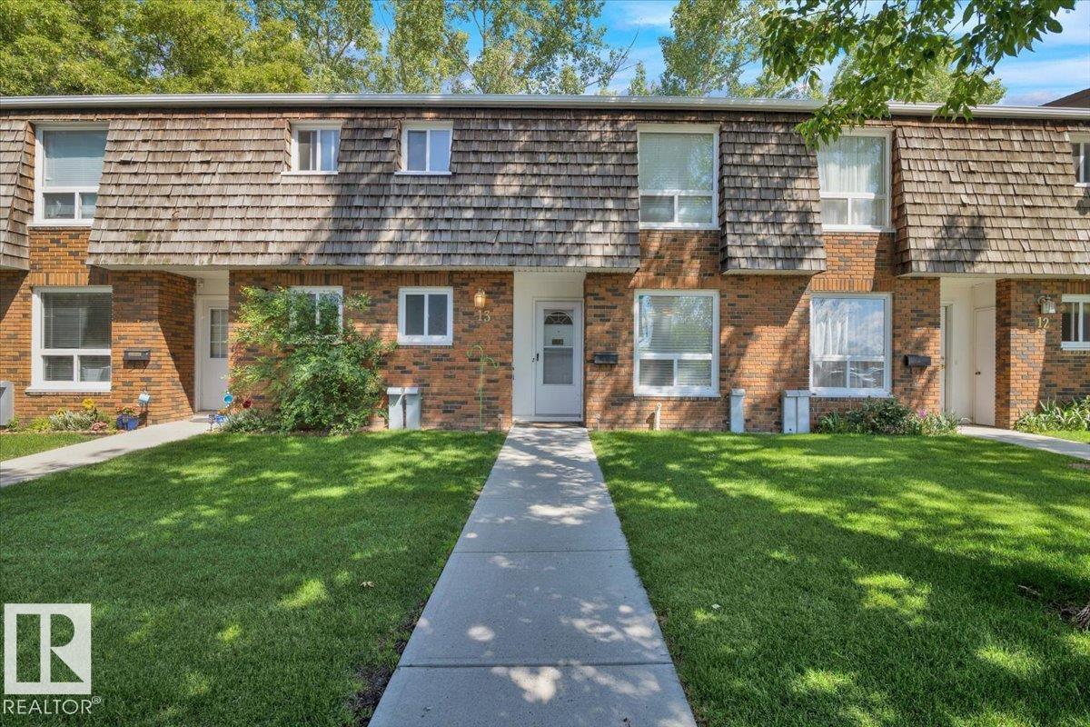 13 Great Oa Oaks, Sherwood Park, AB T8A 0V8