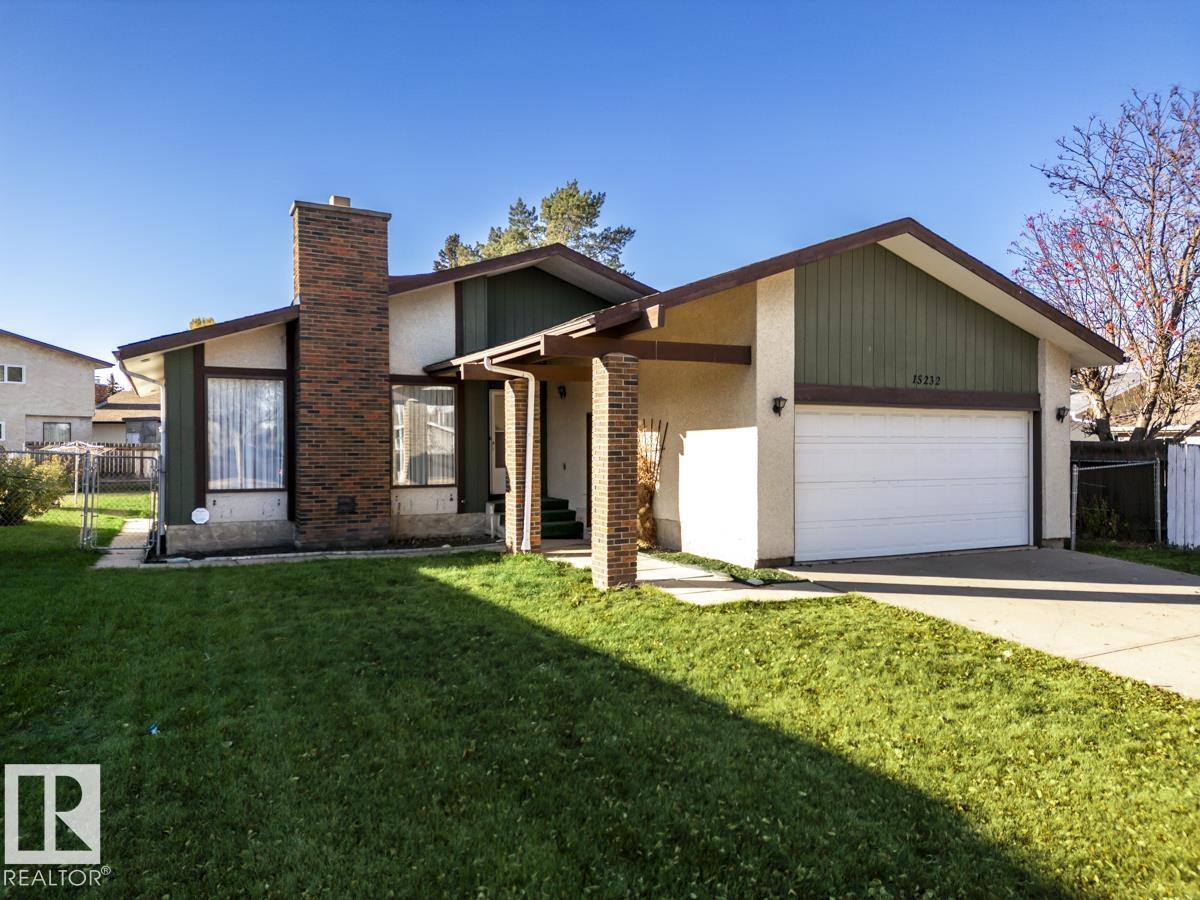 121 St Nw Unit 15232 St, Edmonton, AB T5X 1P7