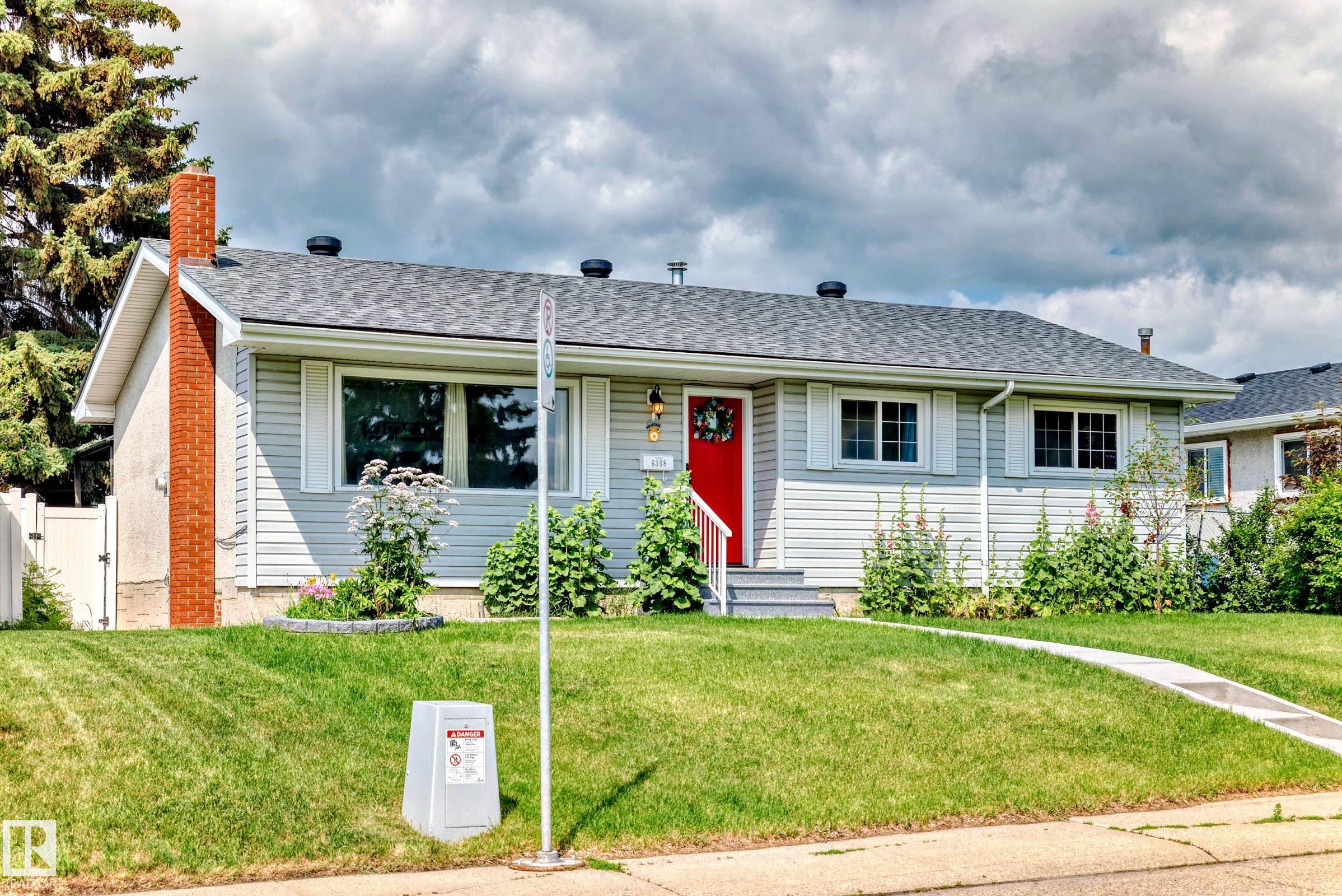 144 Av Nw Unit 6308 Ave #a, Edmonton, AB T5A 1S4