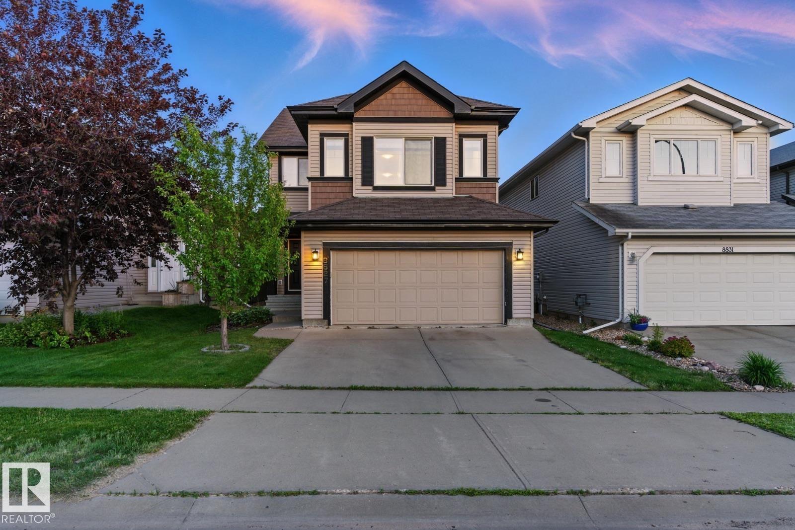180 Av Nw Unit 8827 Ave, Edmonton, AB T5Z 0C4