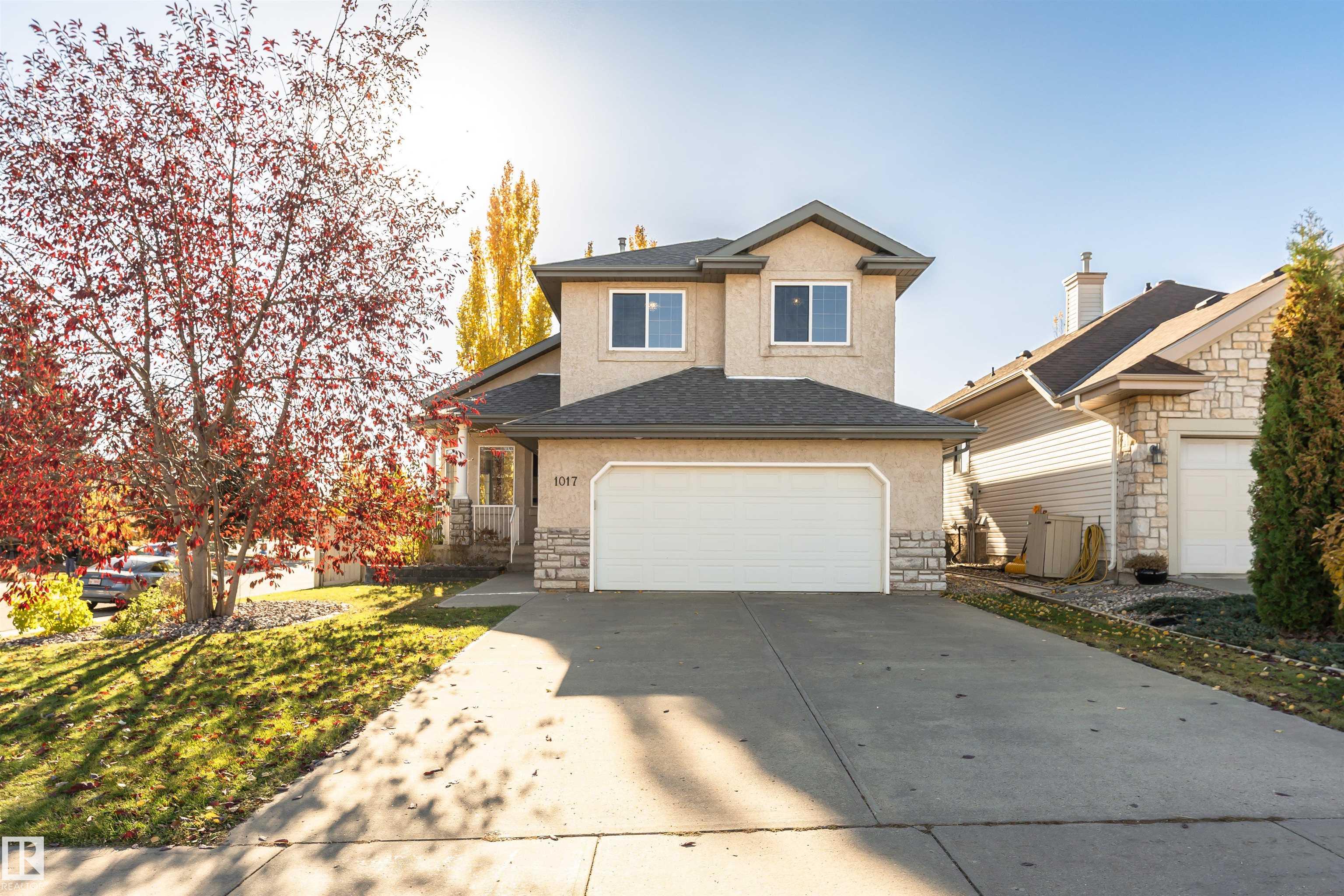 1017 Leger Bv Blvd NW, Edmonton, AB T6R 2T1
