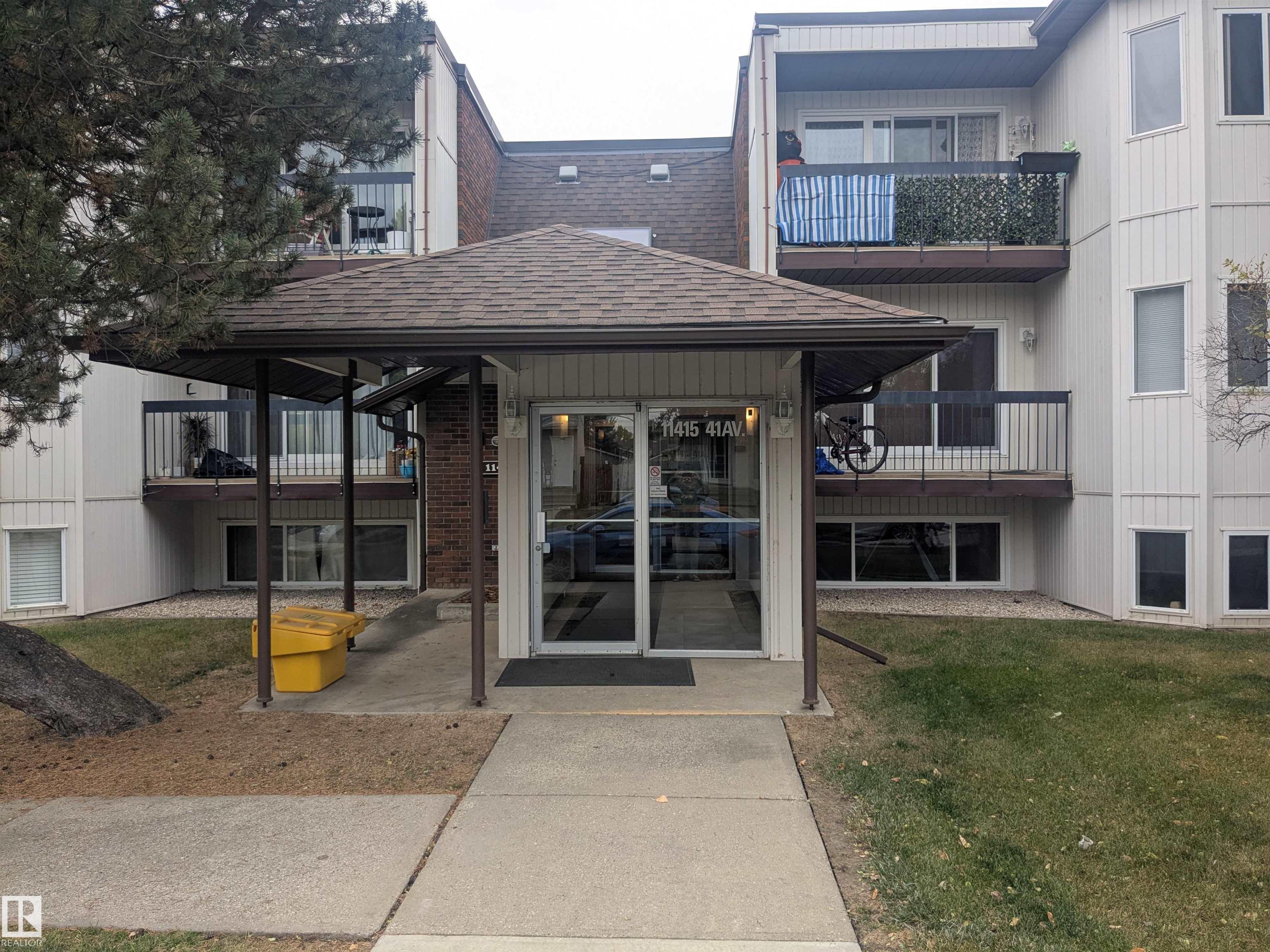 11415 41 Avenue Northwest #105, Edmonton, AB T6J 0T9
