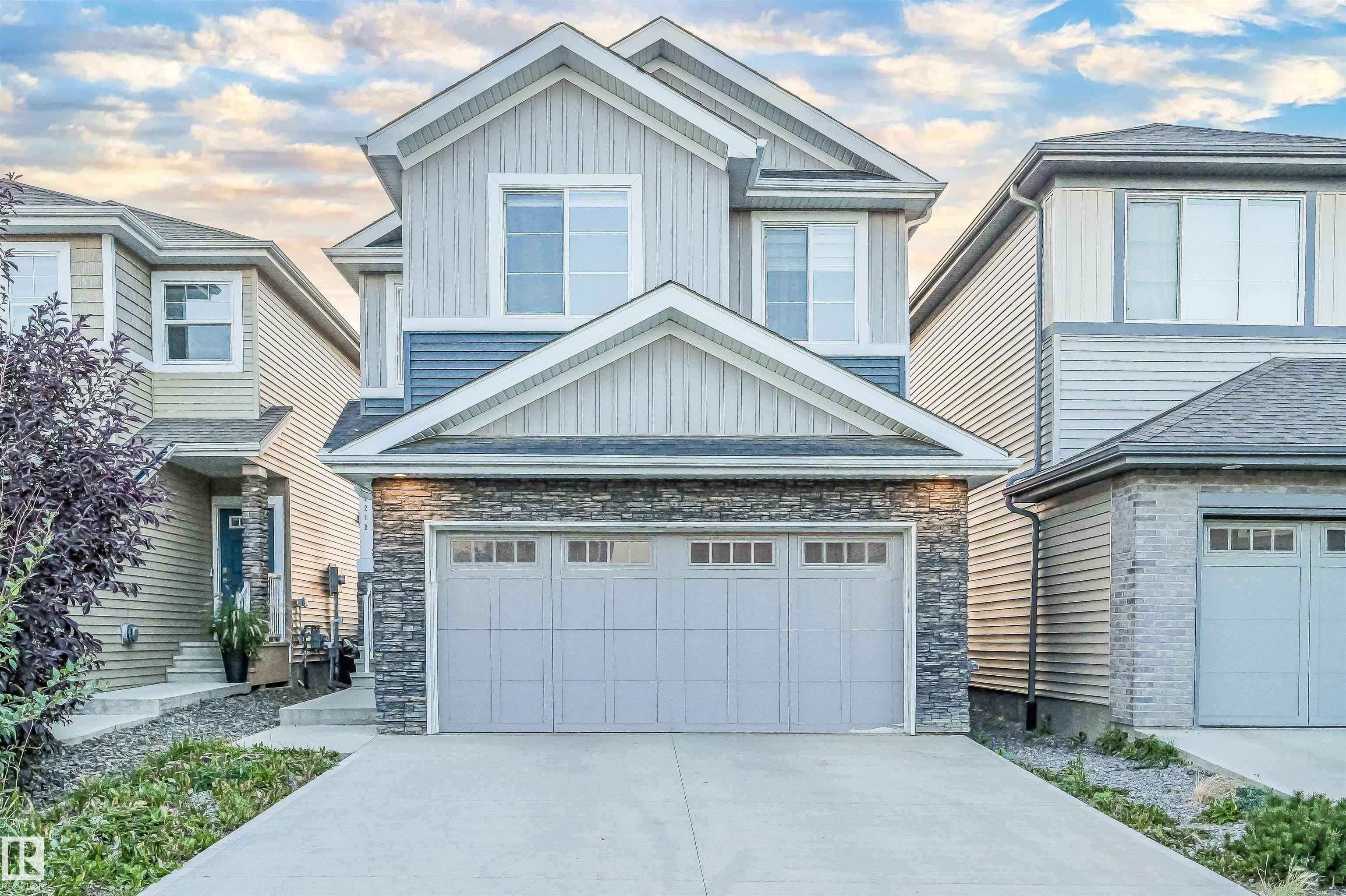 160 St Sw Unit 2212 St, Edmonton, AB T6W 4E5
