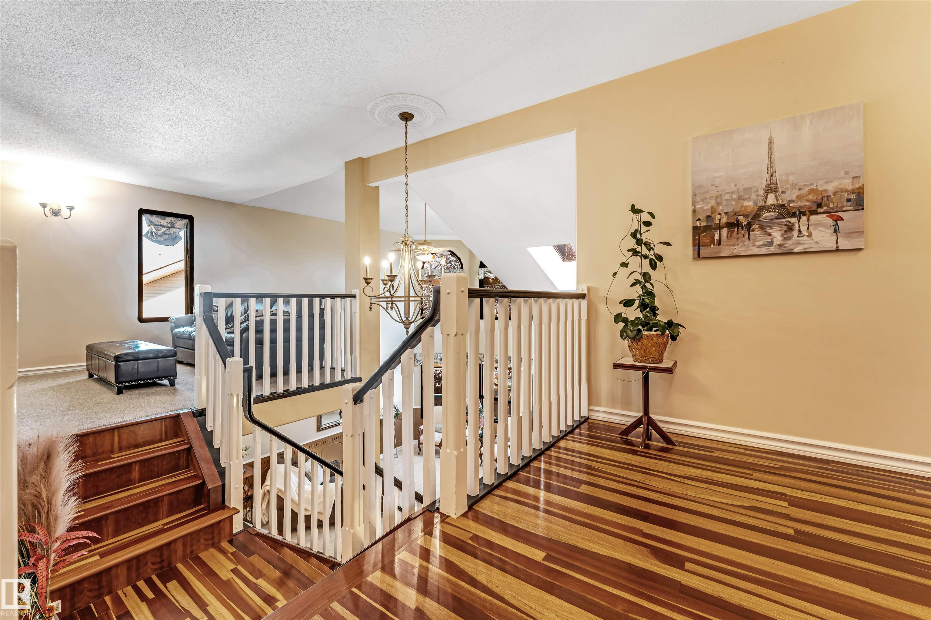 46 St Nw Unit 4318 St, Edmonton, AB T6L 6L9