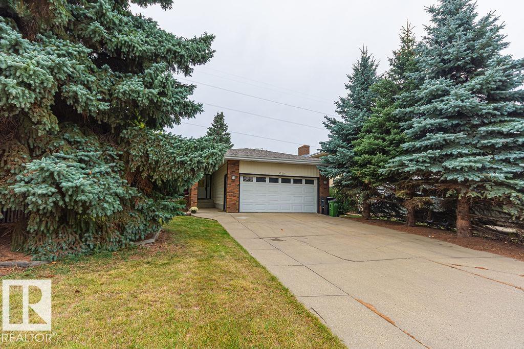 89 St Nw Unit 1720 St, Edmonton, AB T6K 2A9