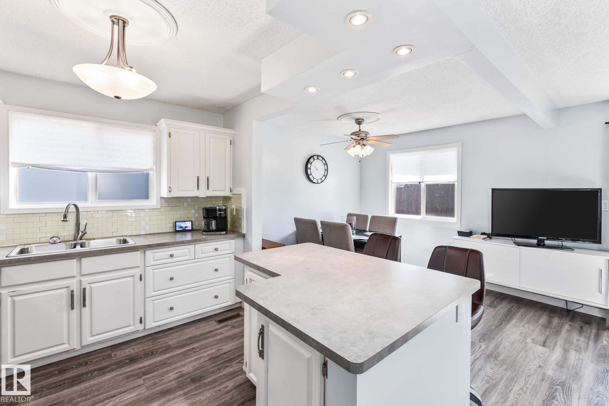 84 Chungo Cr Cres, Devon, AB T9G 1V5