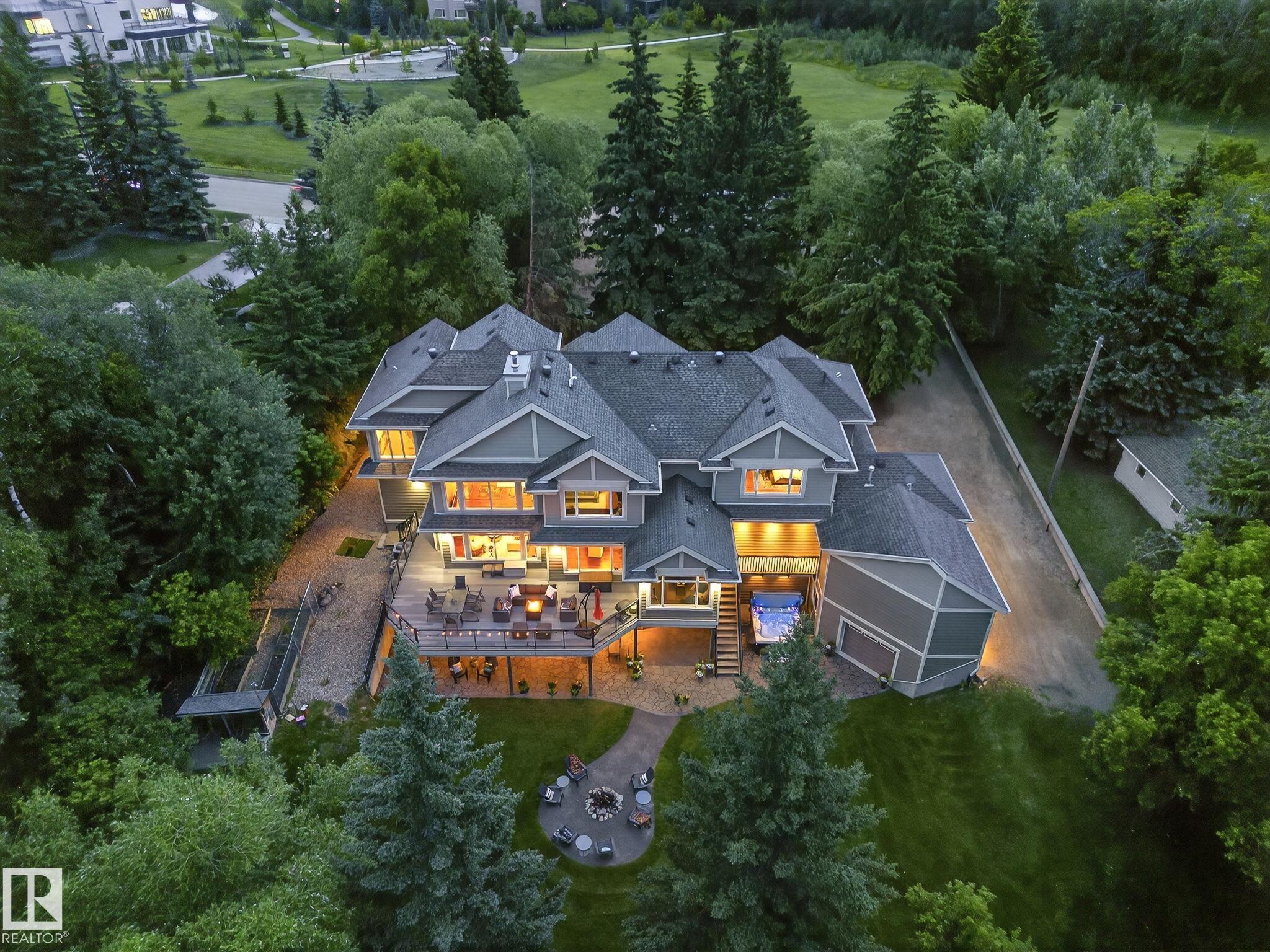 112 Windermere Dr NW, Edmonton, AB T6W 0S4