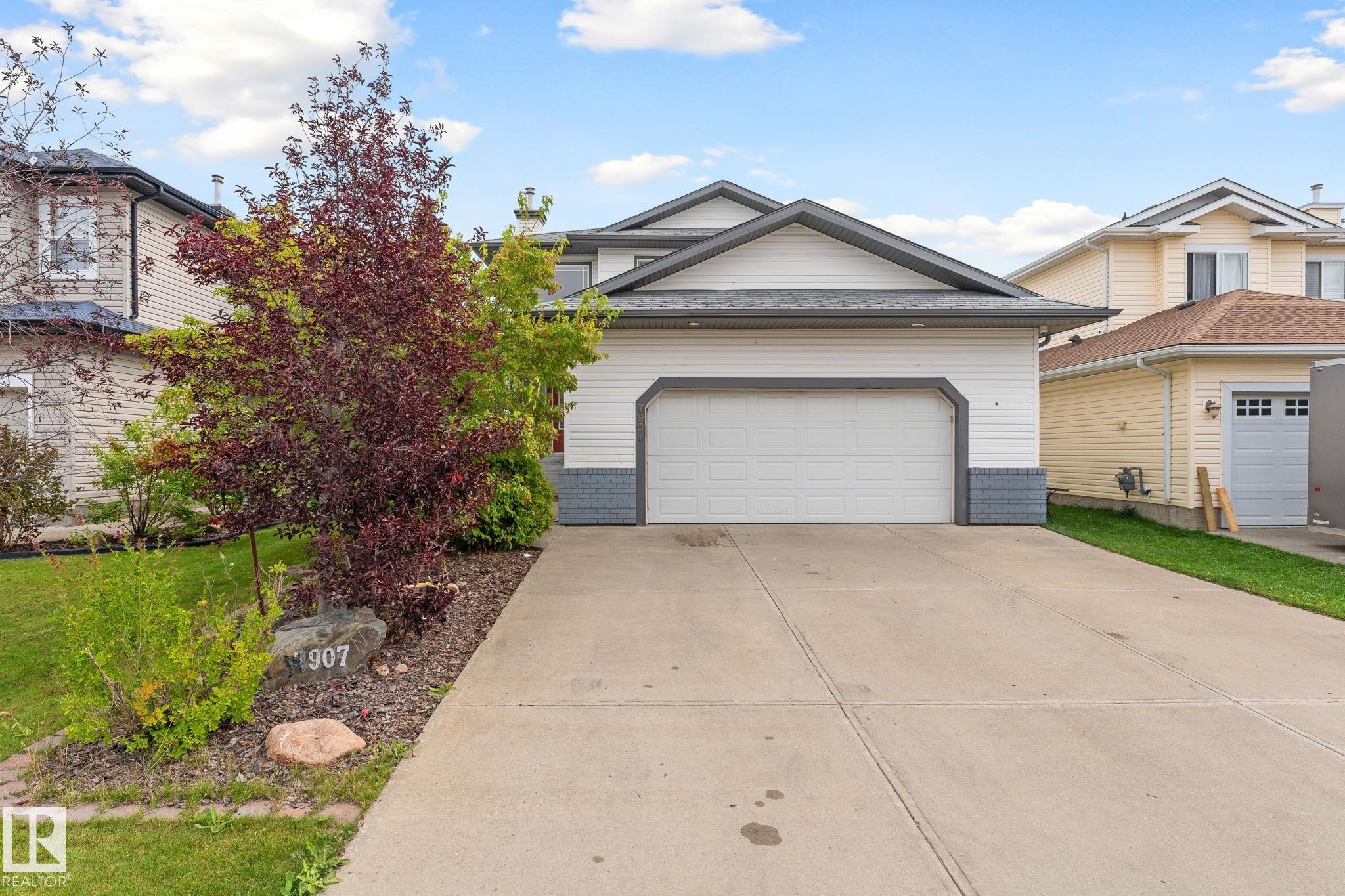 96 St Unit 7907 St, Morinville, AB T8R 1W1
