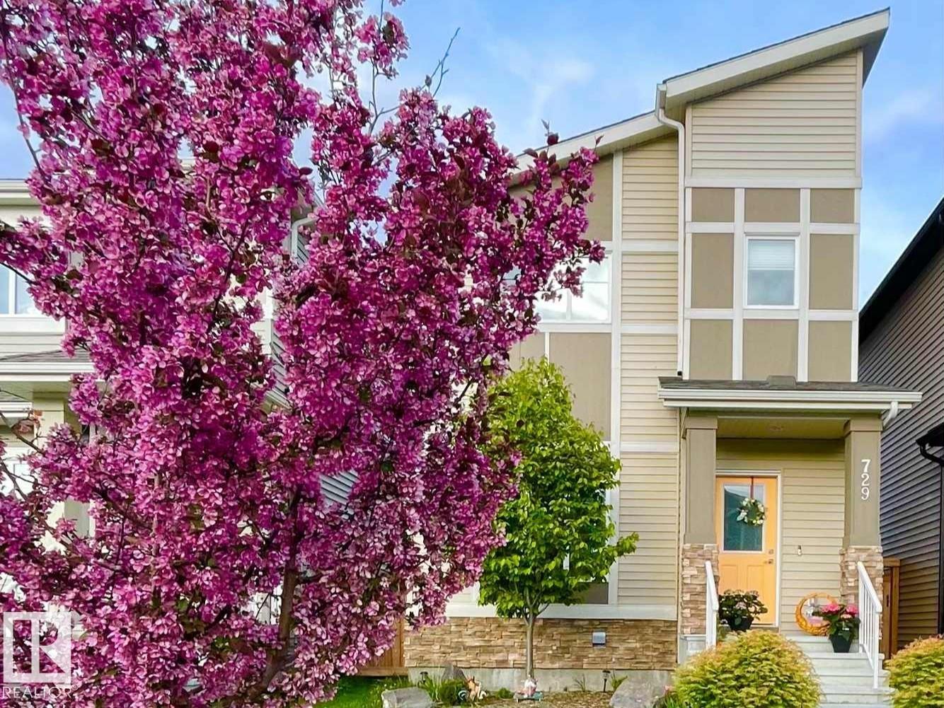 729 Berg Lo Loop, Leduc, AB T9E 1G8
