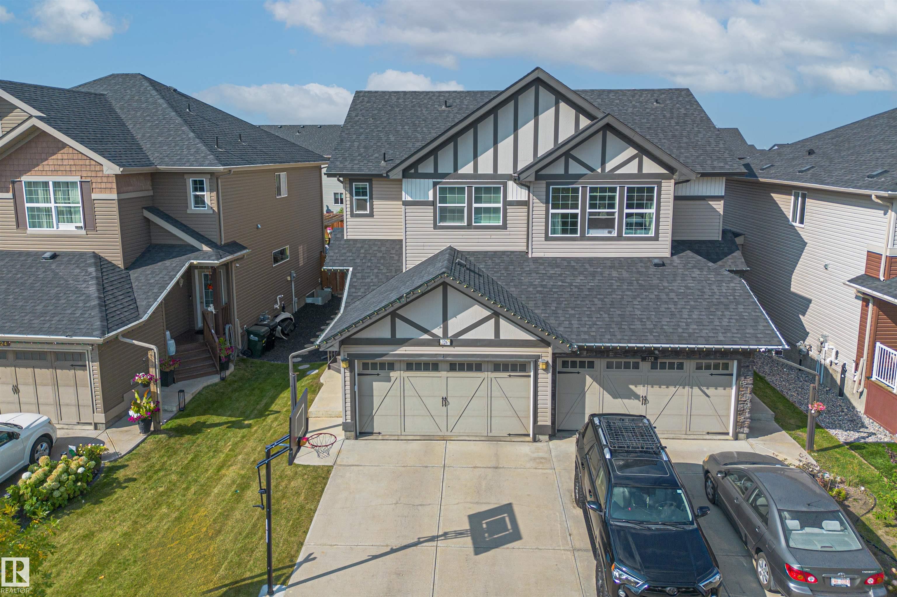 126 Abbey Rd, Sherwood Park, AB T8A 1A5