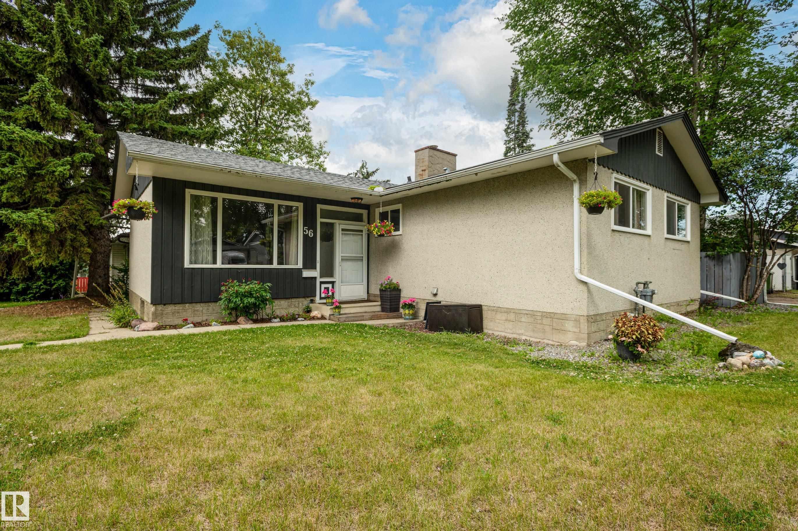 56 Sunset Bv Blvd, St. Albert, AB T8N 0N8