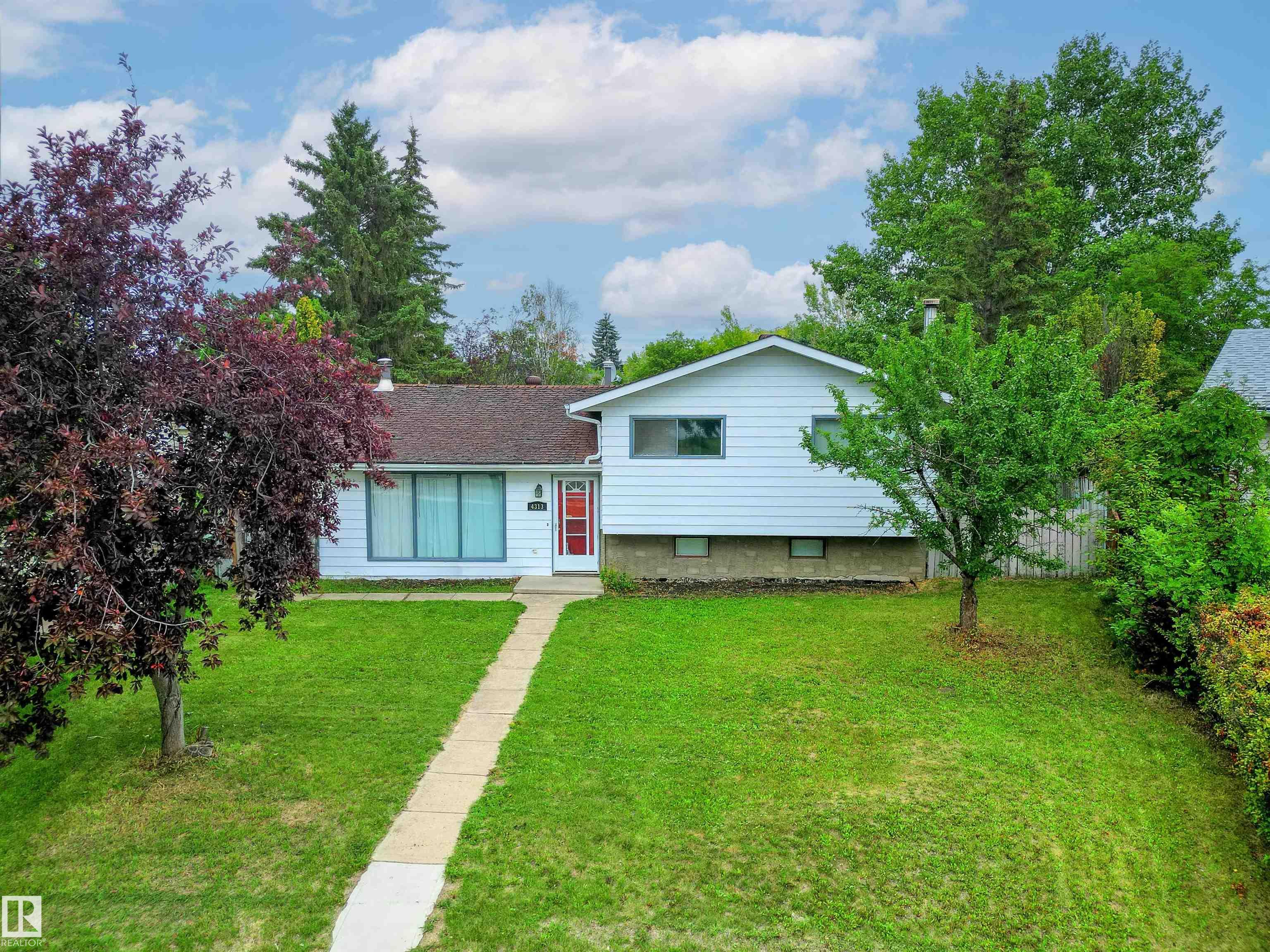 44 Av Unit 4313 Ave, Bonnyville, AB T9N 1W8