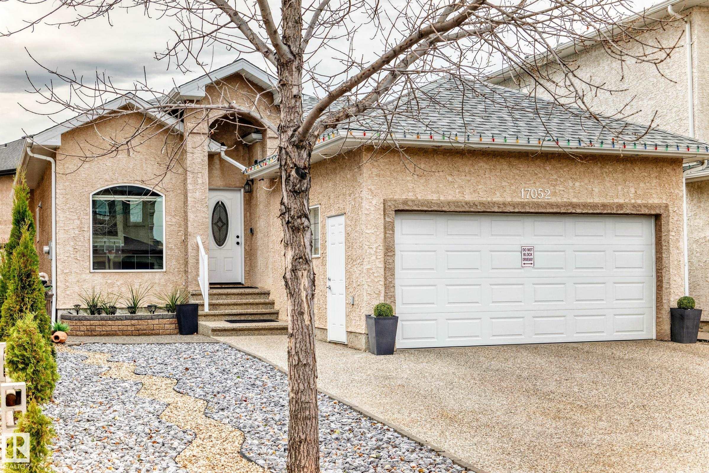 71 St Nw Unit 17052 St, Edmonton, AB T5Z 0H1