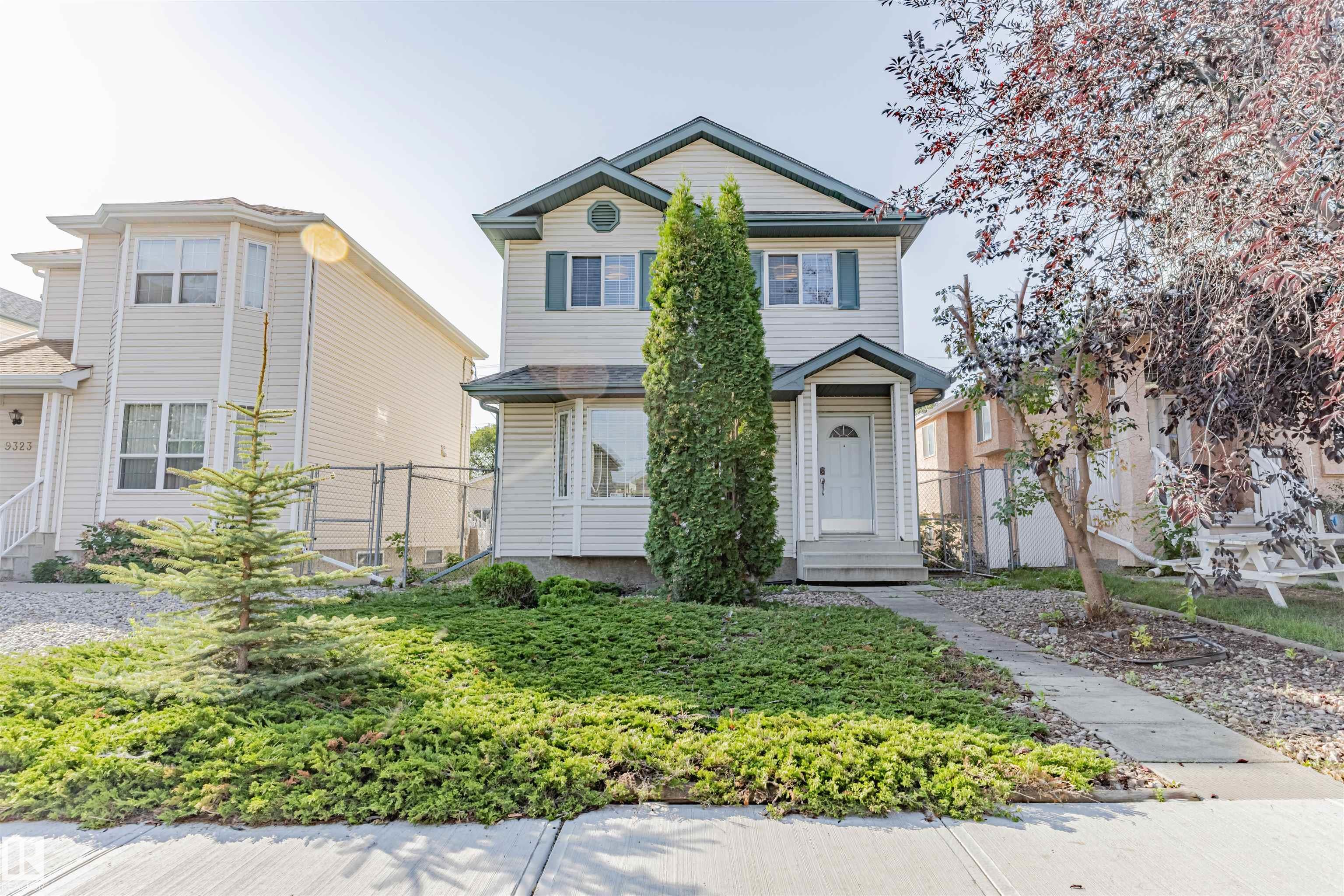 103 Av Nw Unit 9327 Ave, Edmonton, AB T5H 4L8