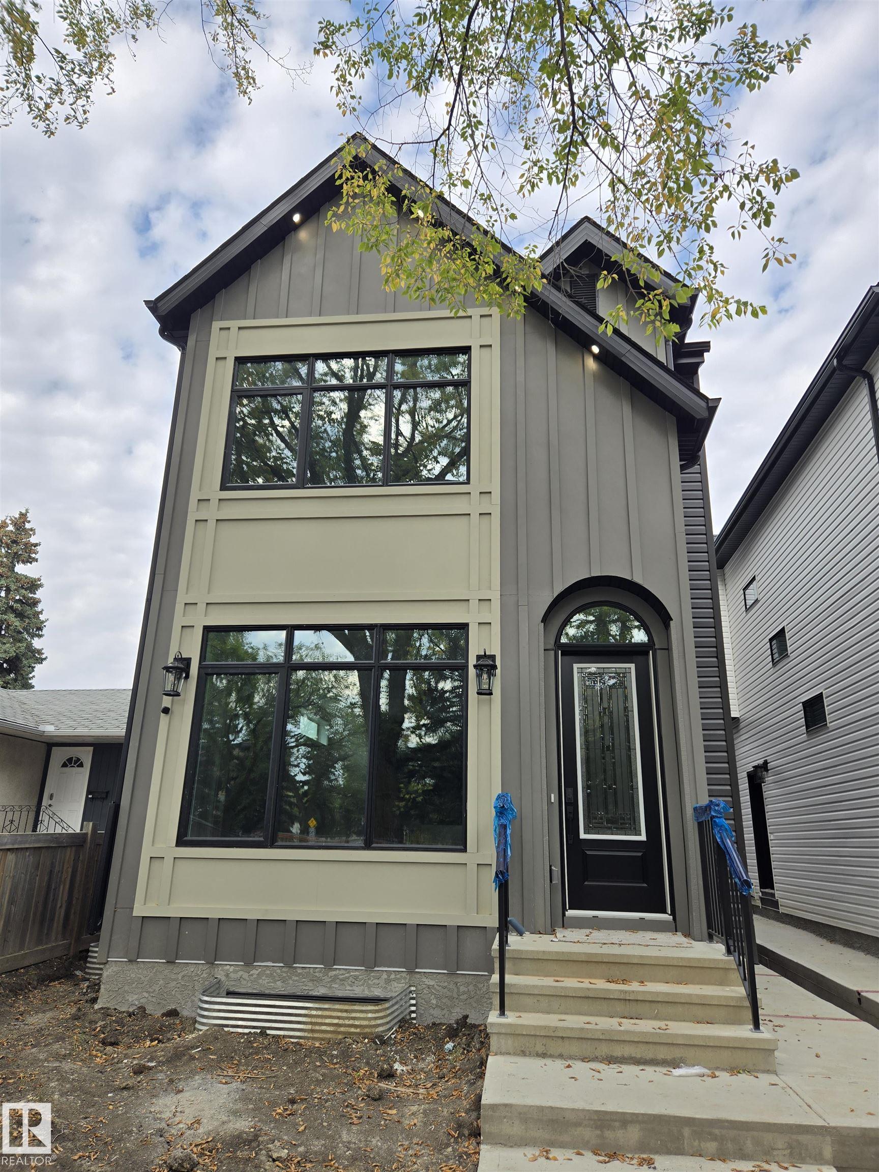89 Av Nw Unit 7942 Ave, Edmonton, AB T6C 1N5