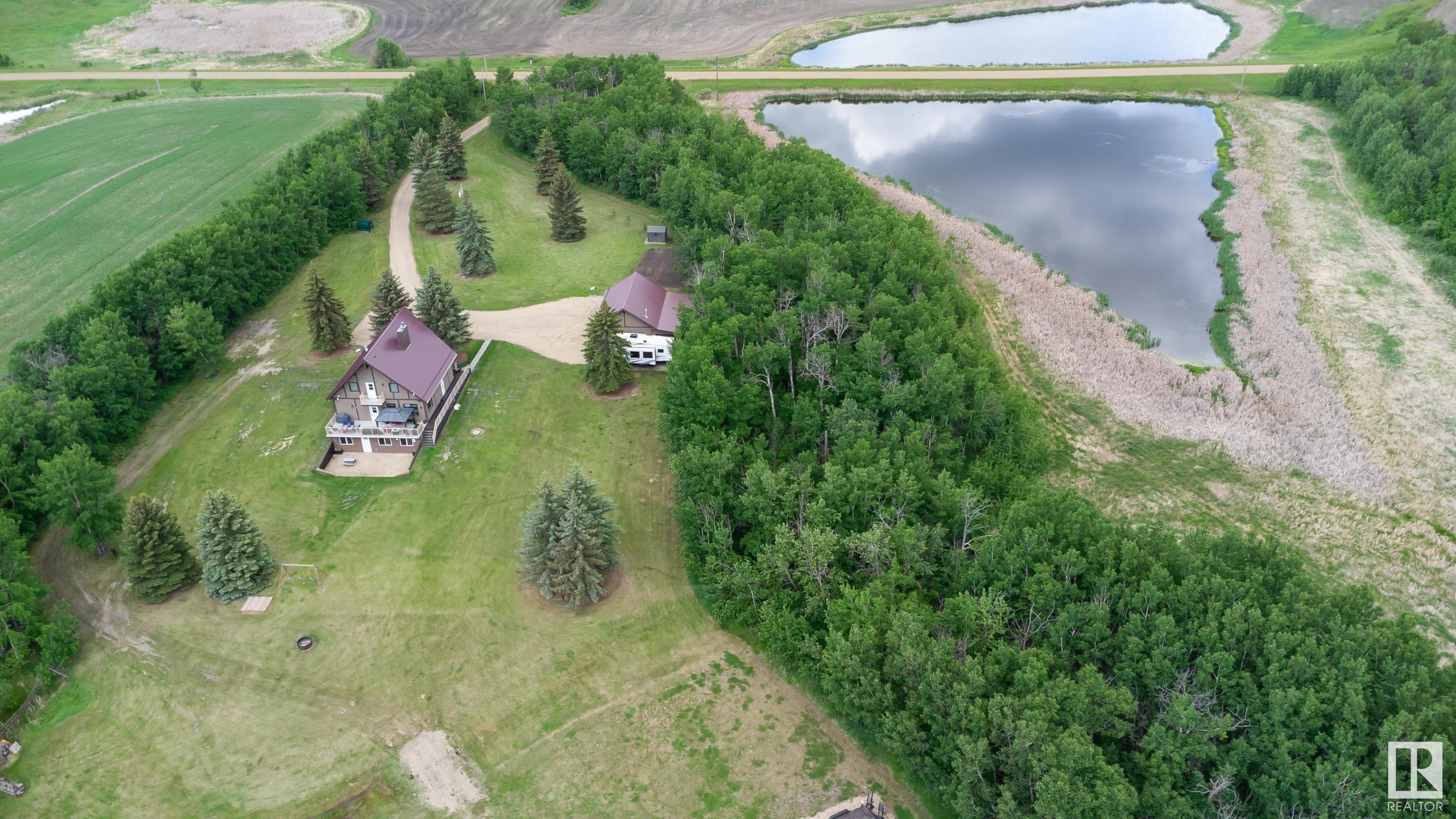 , Camrose, AB T4V 1B8 MLS Houseful