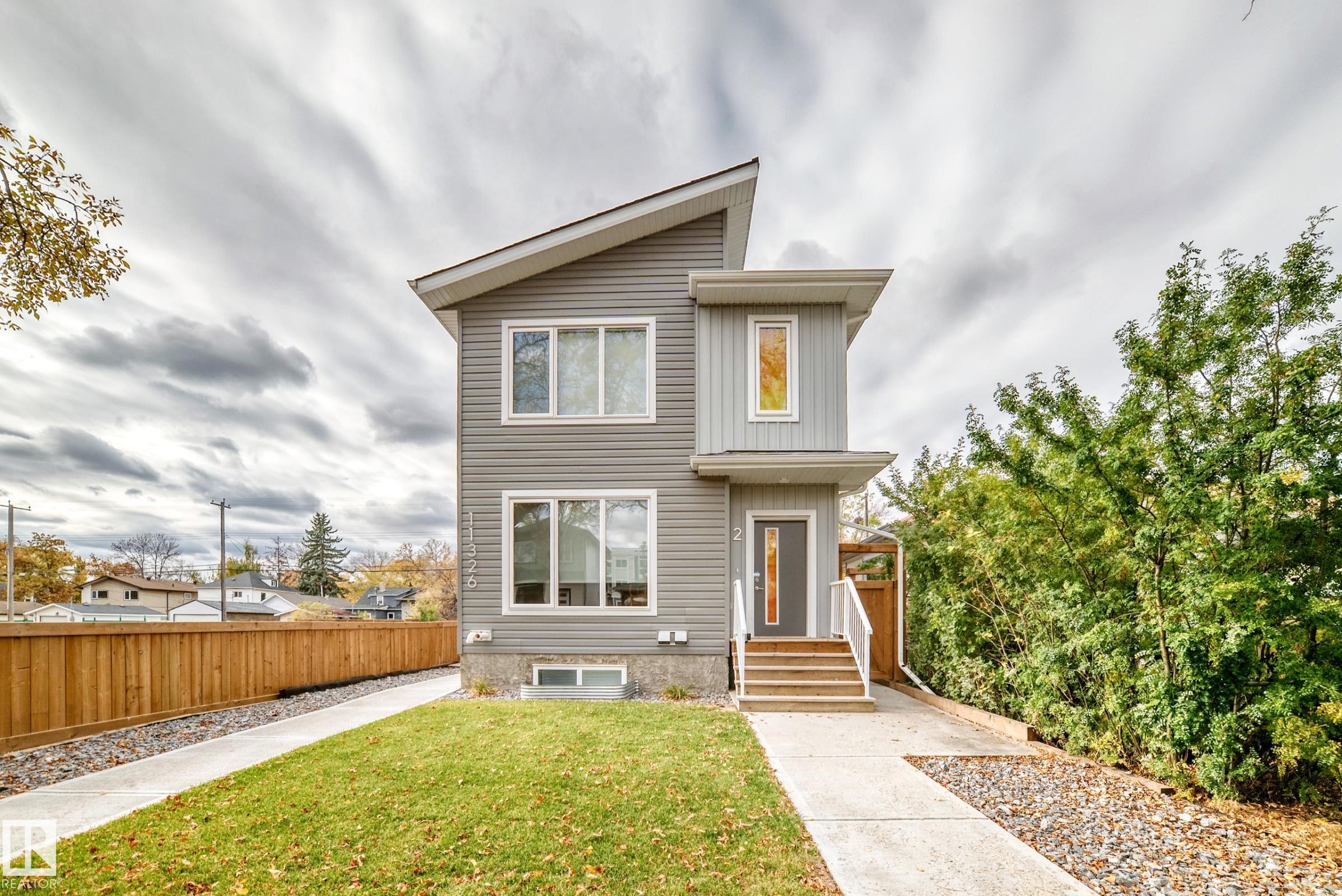 11326 95a Street Northwest #2, Edmonton, AB T5G 1P1