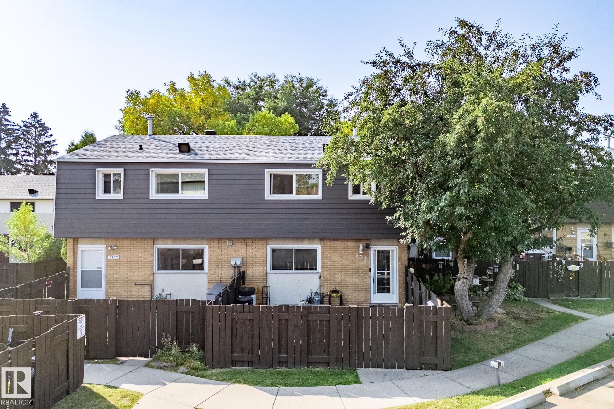 144 Av Nw Unit 5741 Ave, Edmonton, AB T5A 1K6